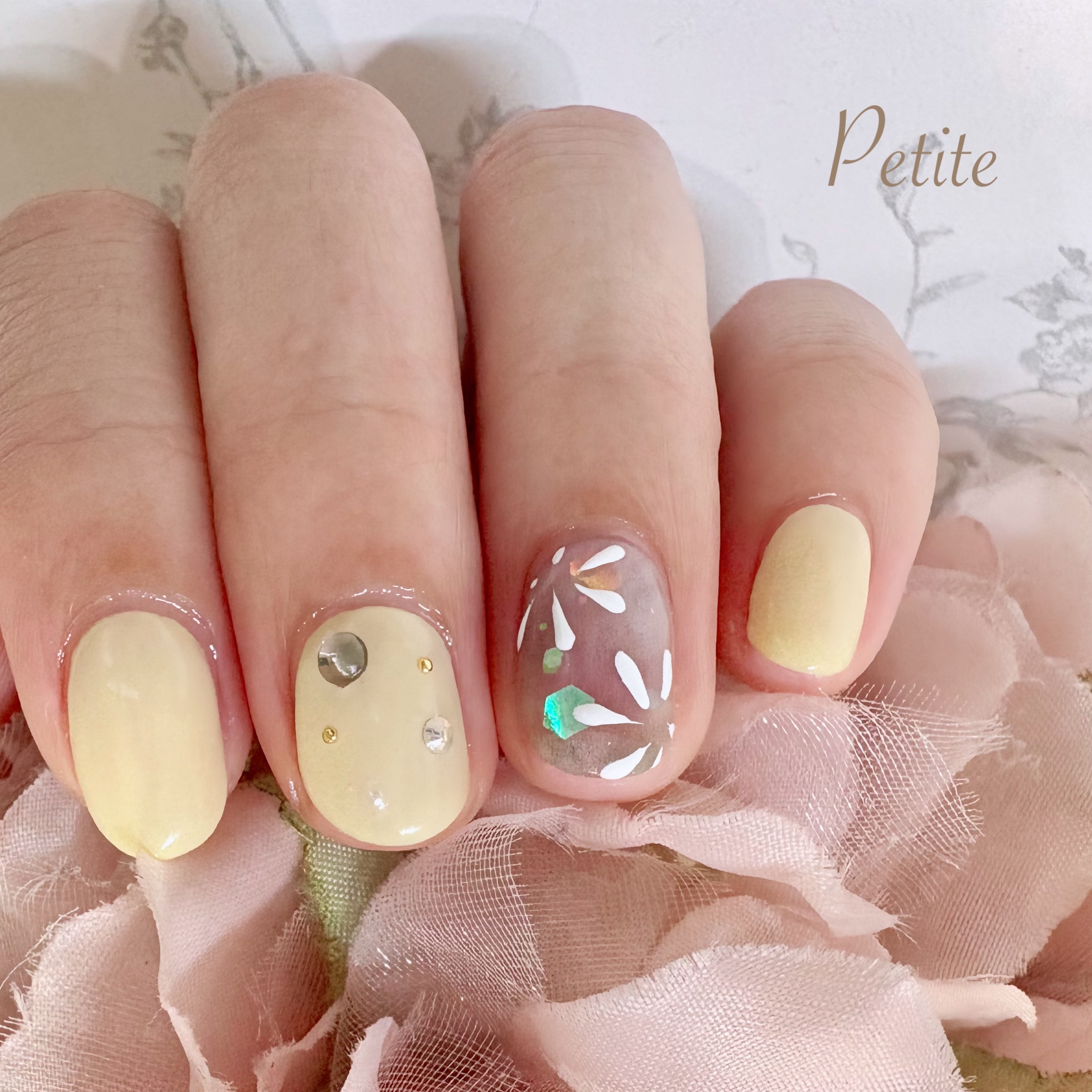 Nailsalon_Petite