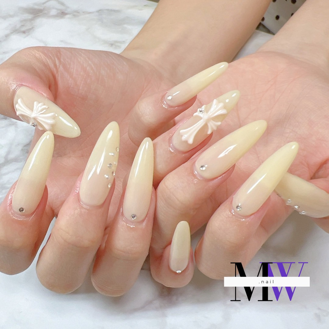 MW.nail