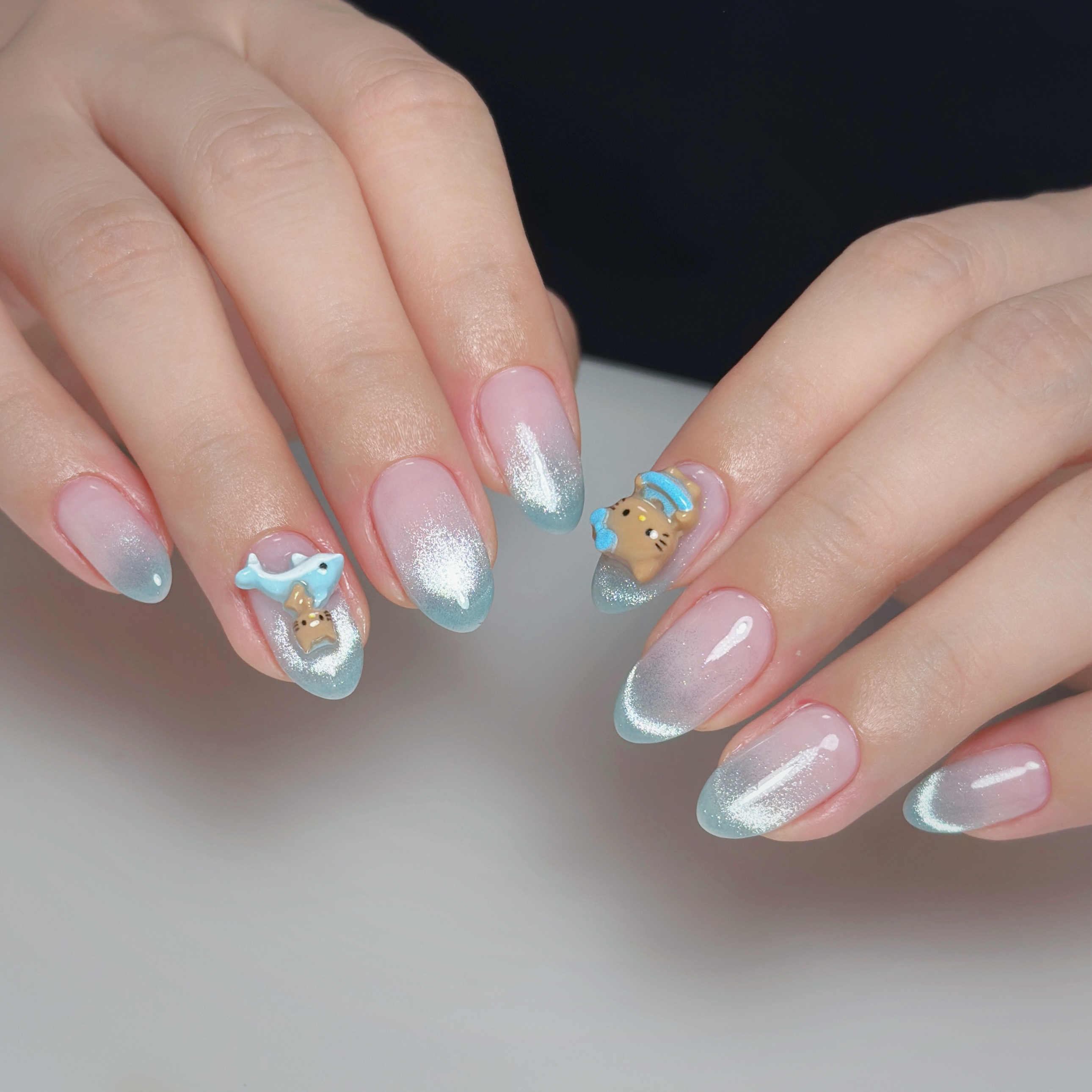 thumbs.up.nail