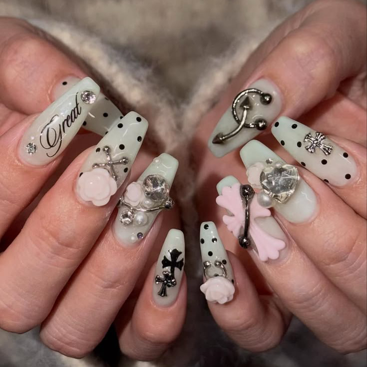 DIAMOND.NAIL.STUDIO