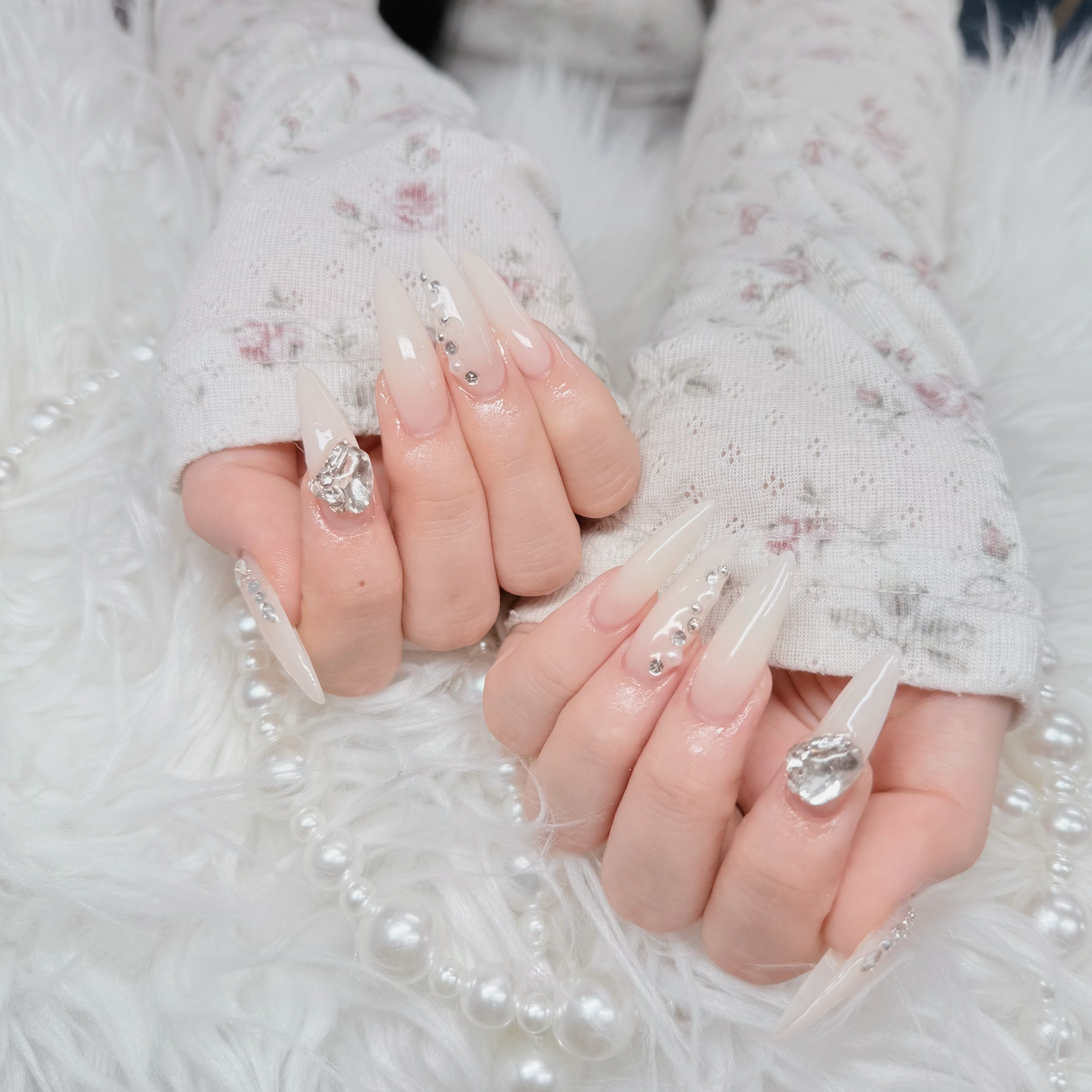 Akira_Nail