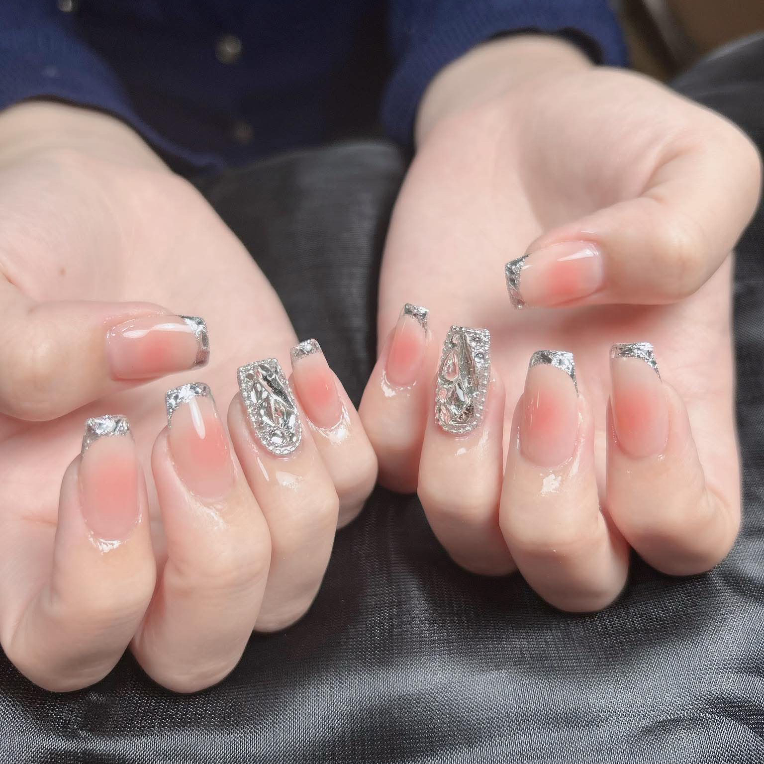 Yumi.SwanNails_15