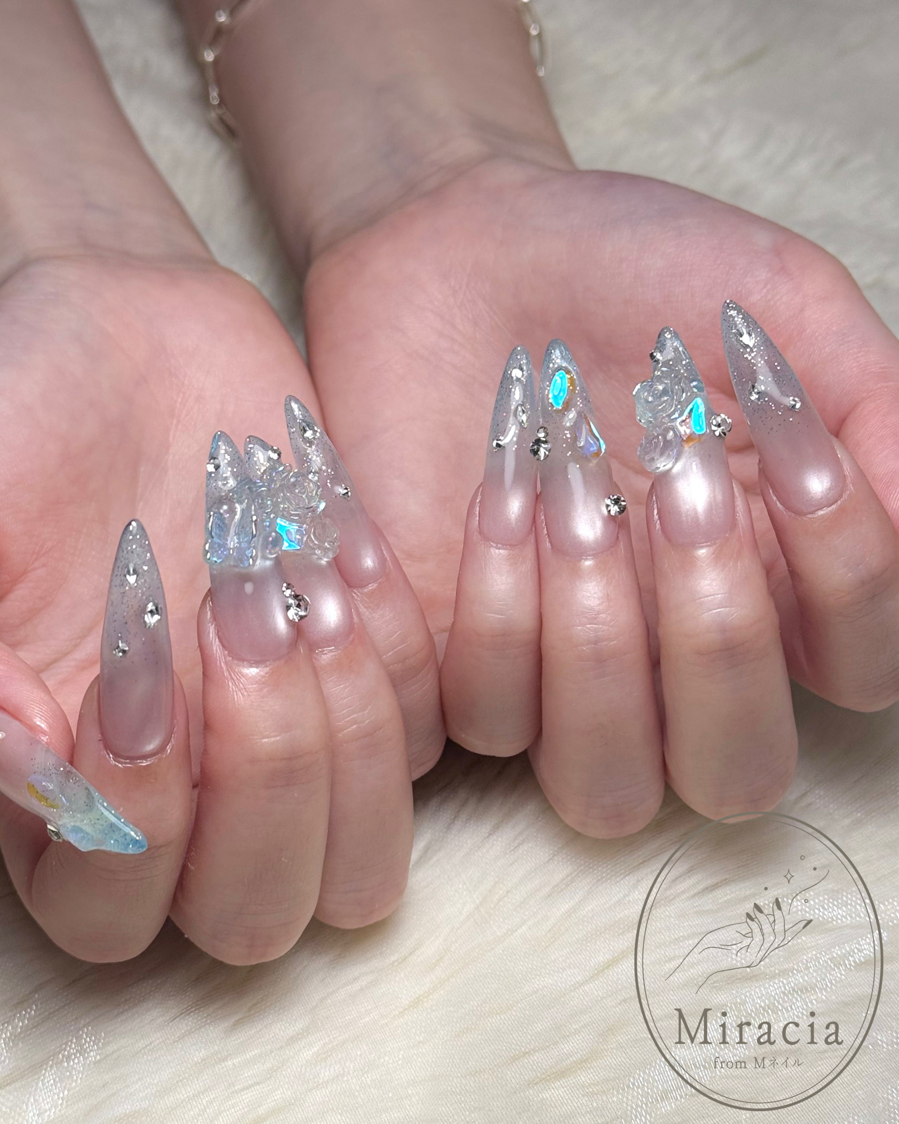 10lino.nail