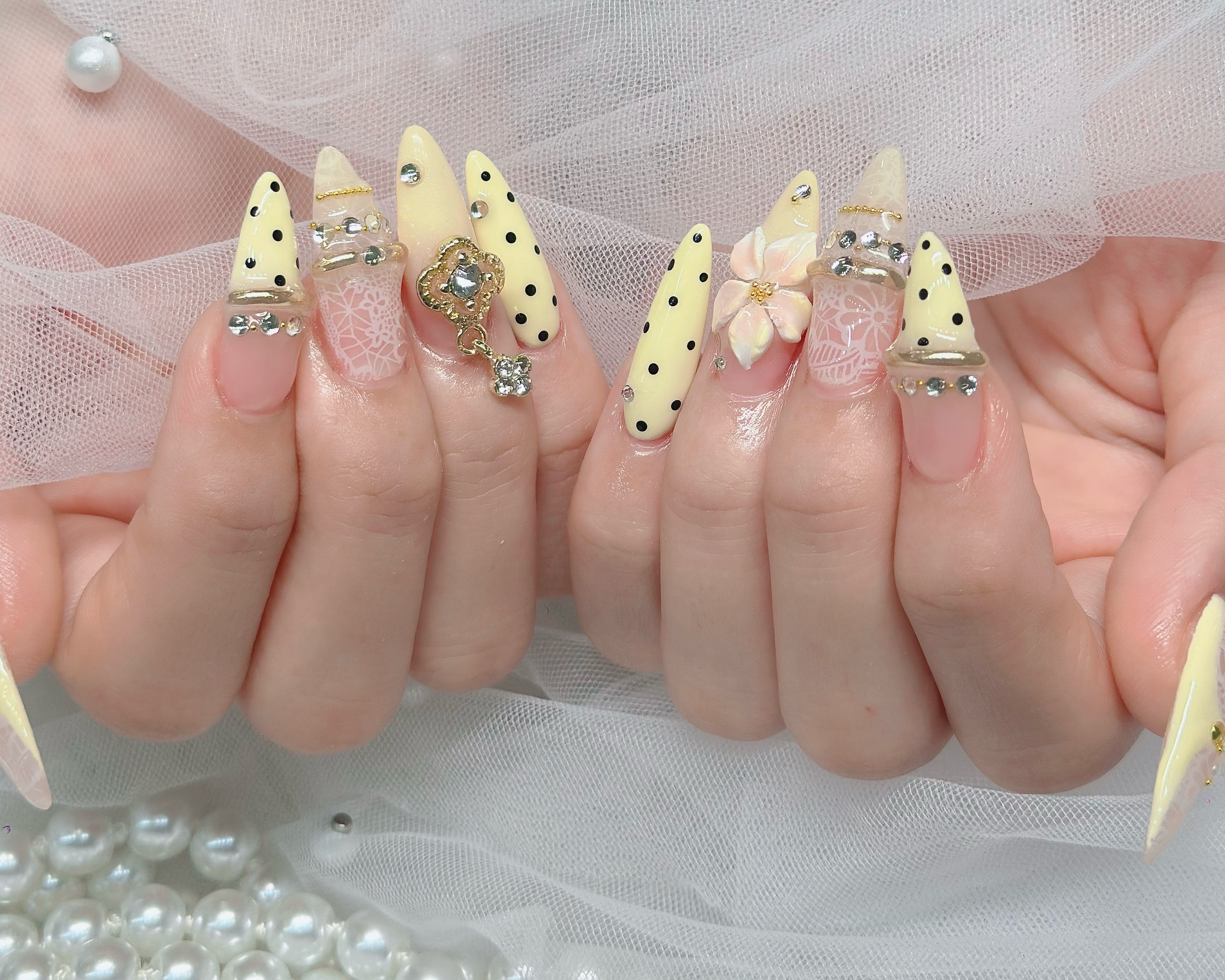 Nail_Van88