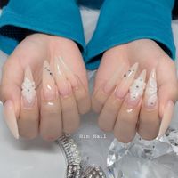 Hin.Nails_salon