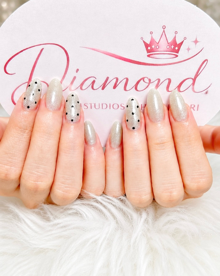 DiamondsNail