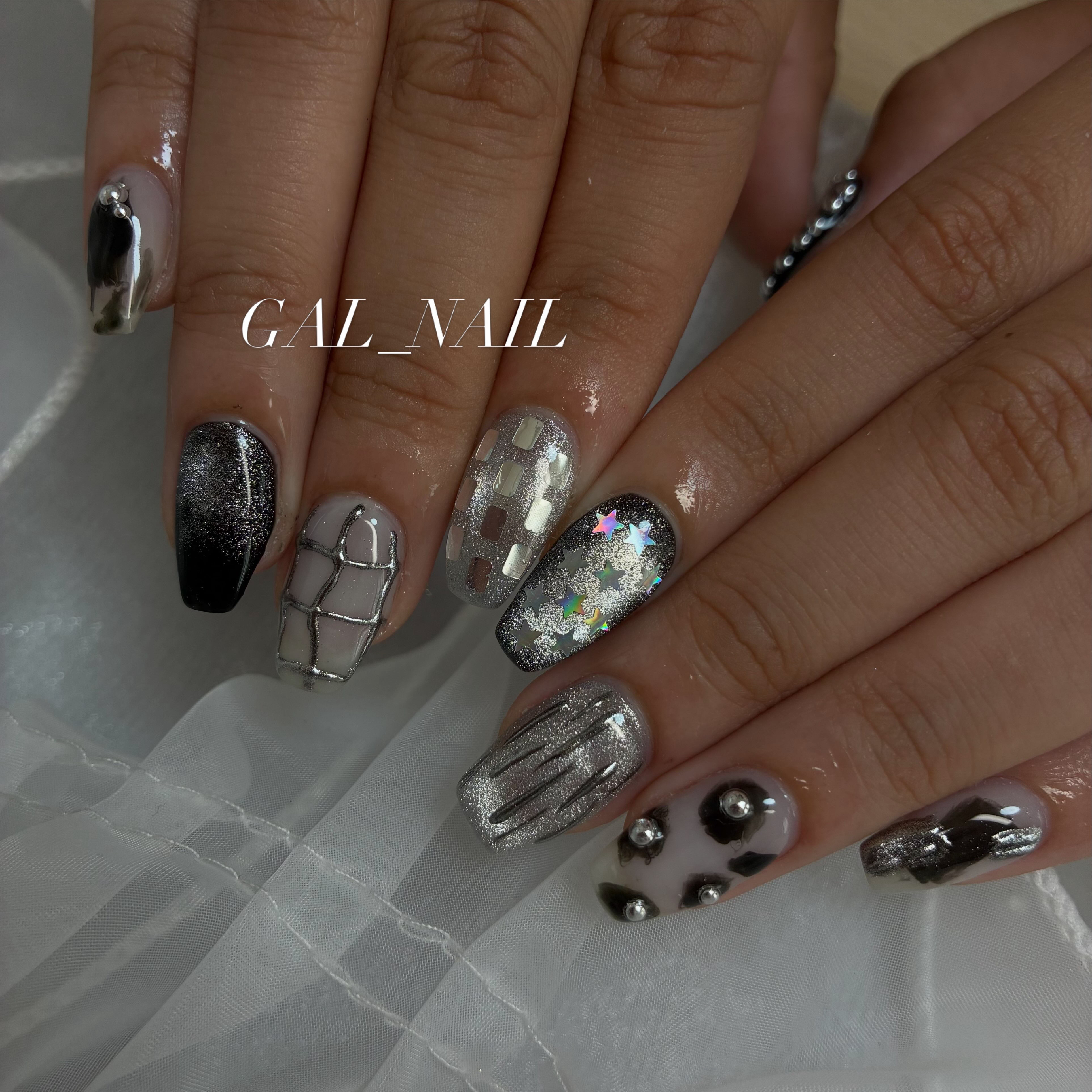 GAL_NAIL
