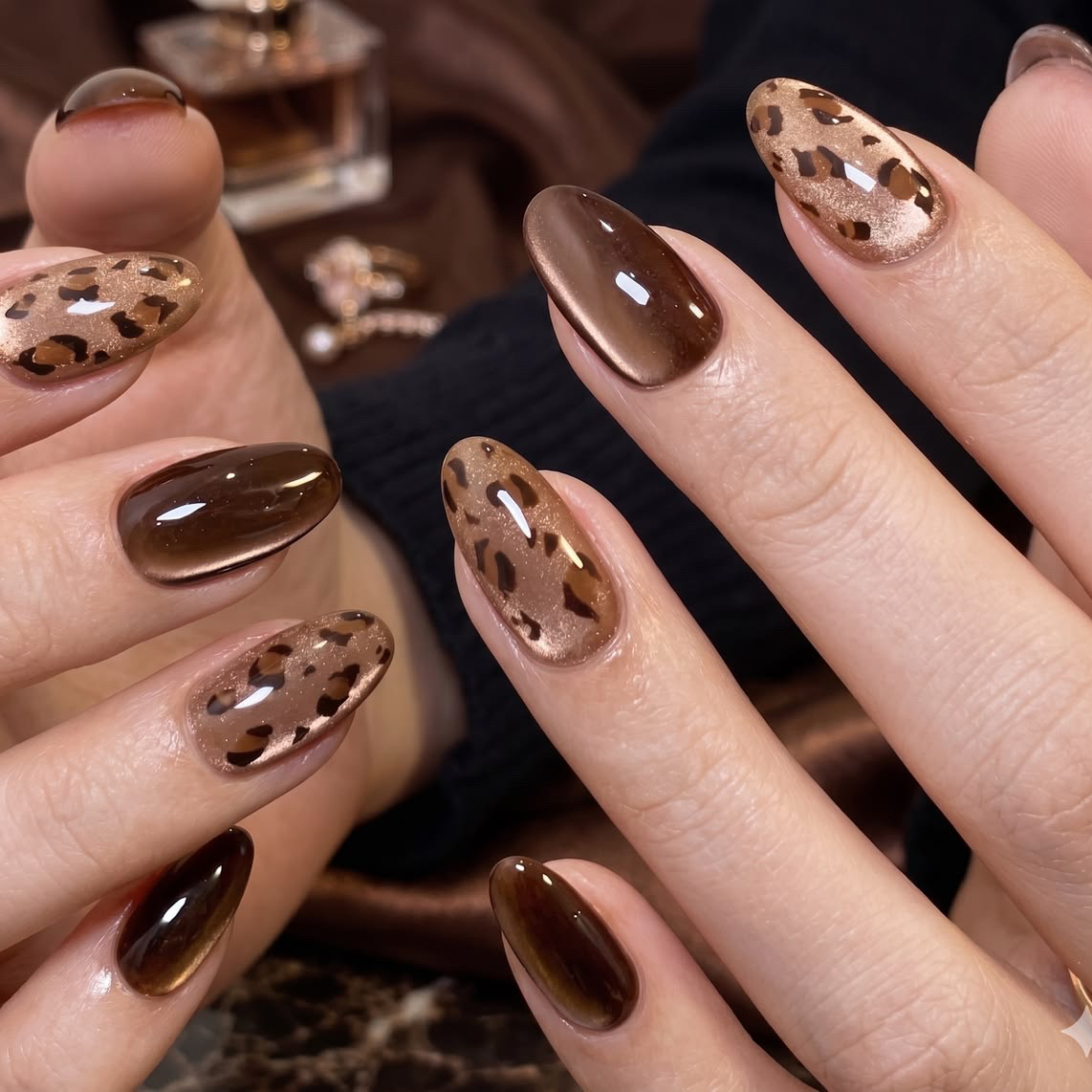Mirai_Nails