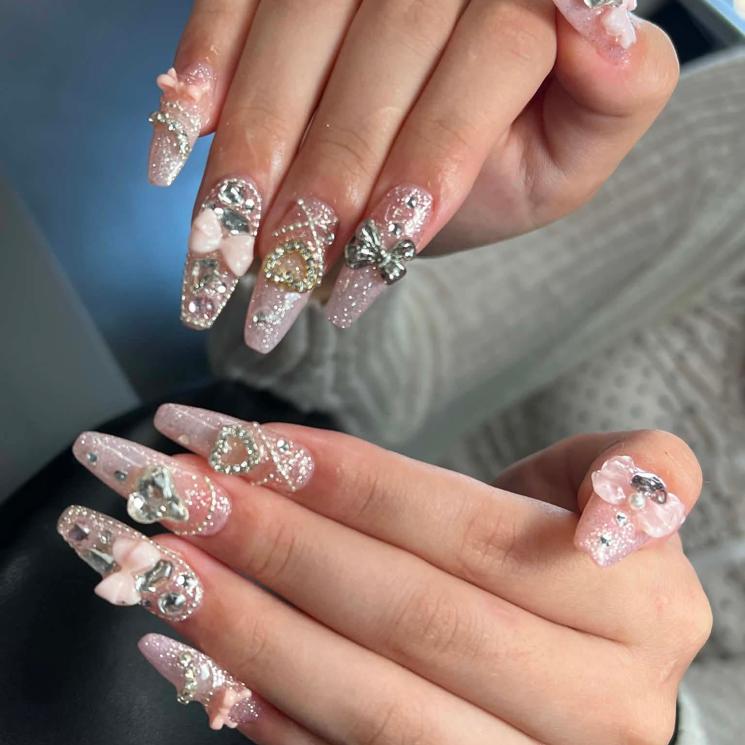 Emiii_ana.chuo_nail