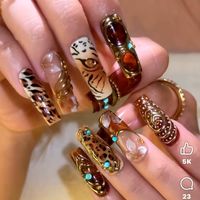 Mirai_Nails