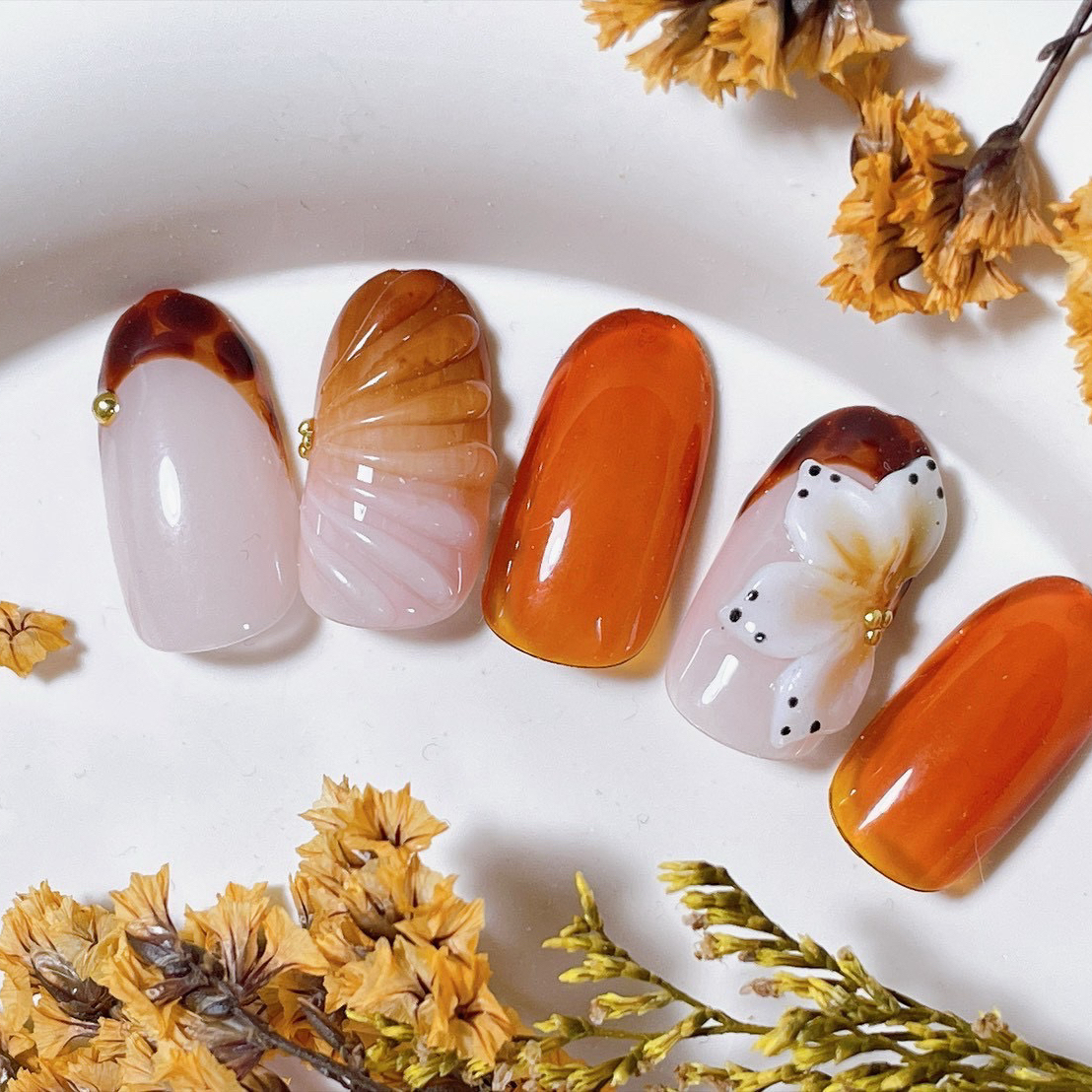 mogu_nail