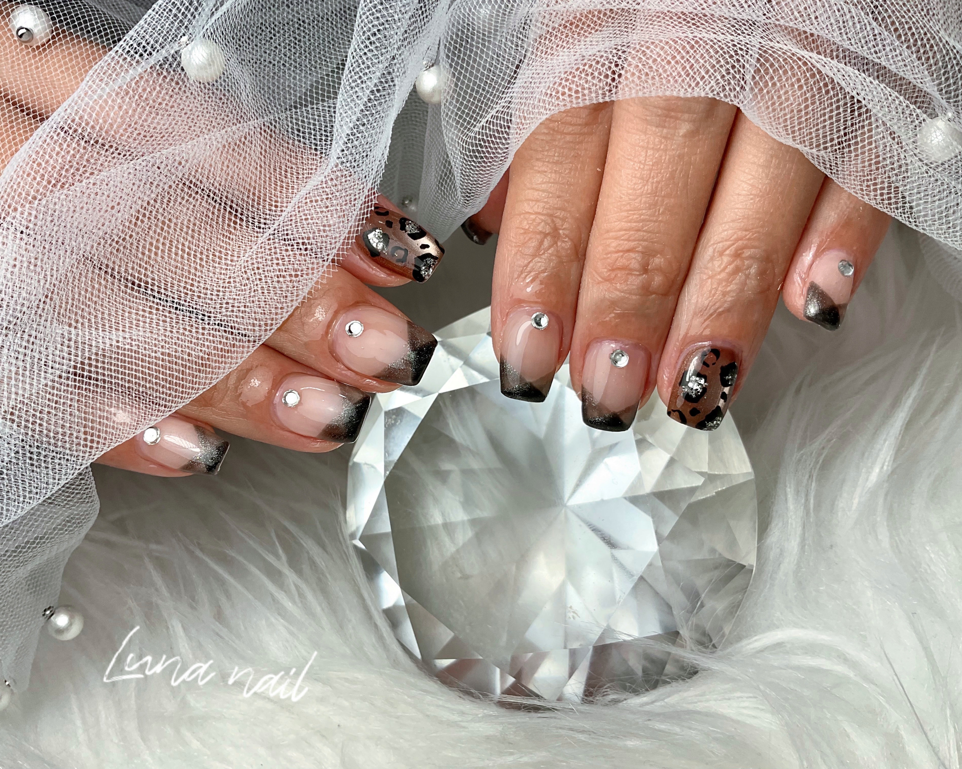 luna_nail9