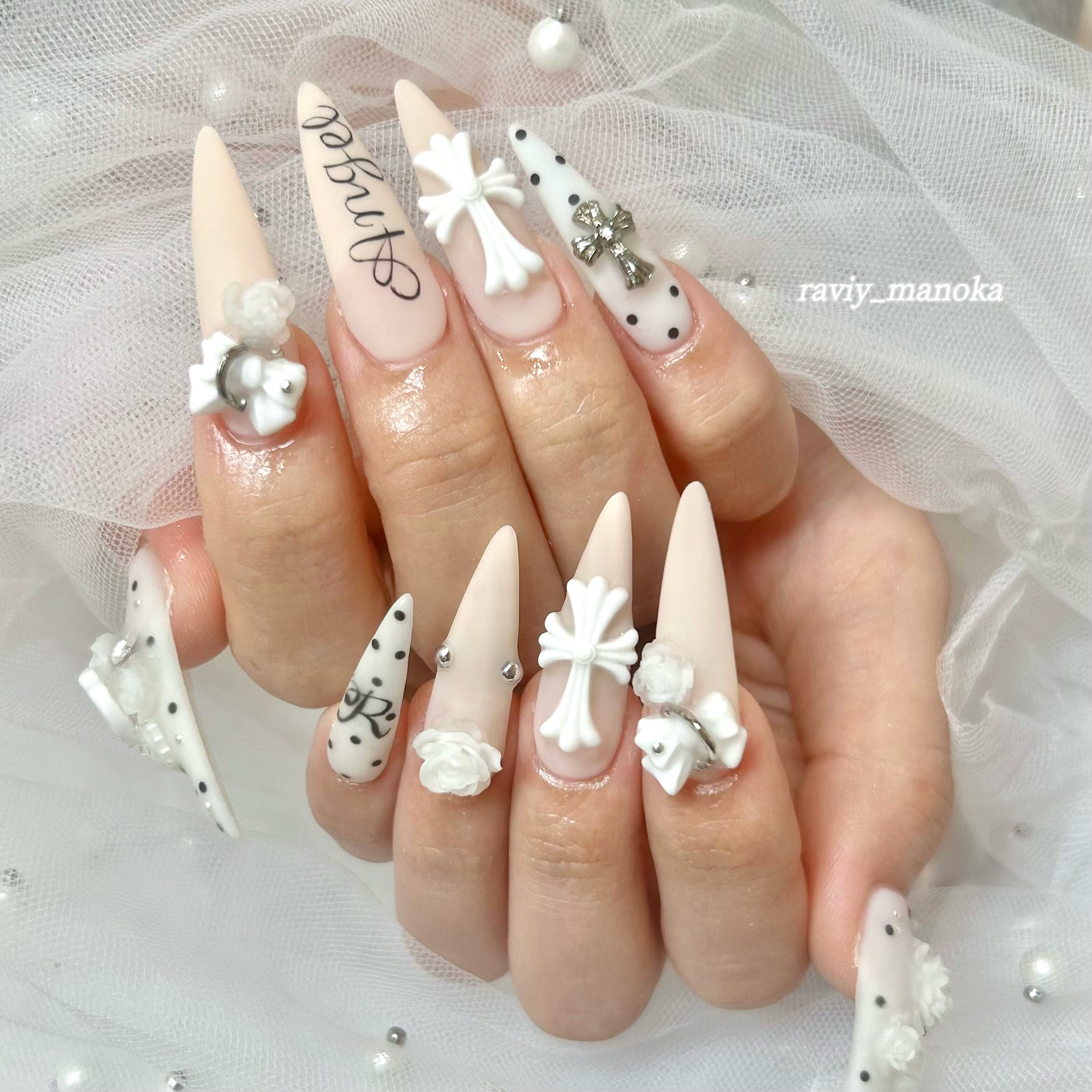raviy_manoka