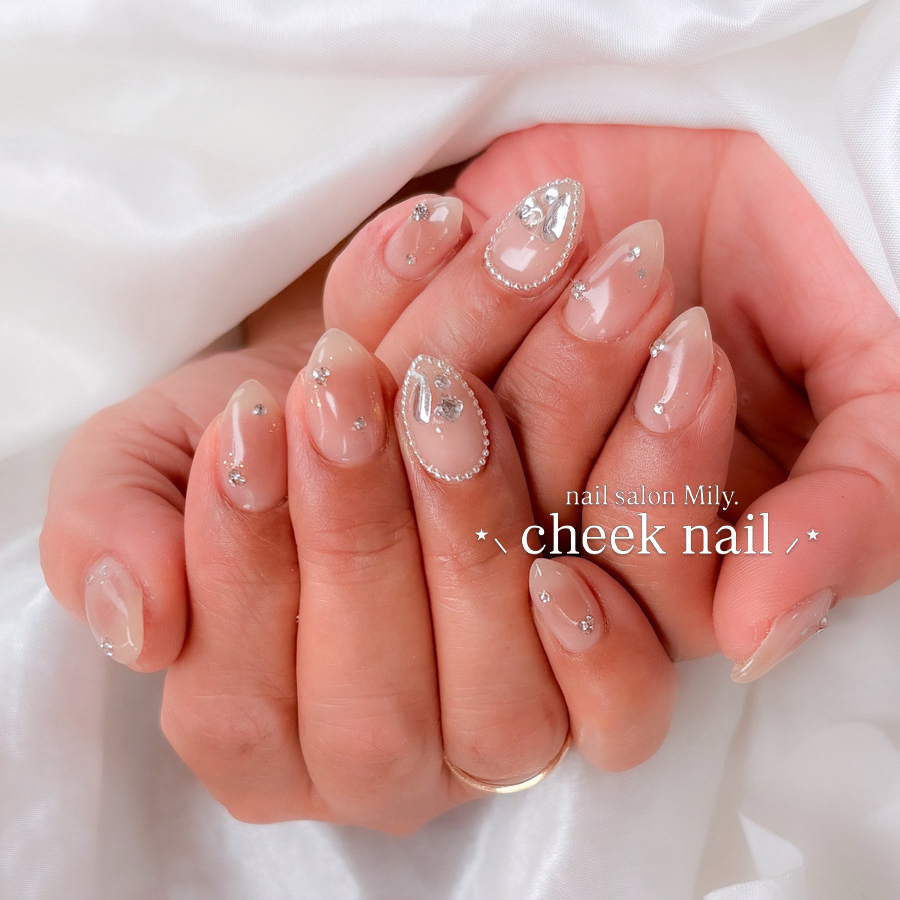 nail.salon.mily