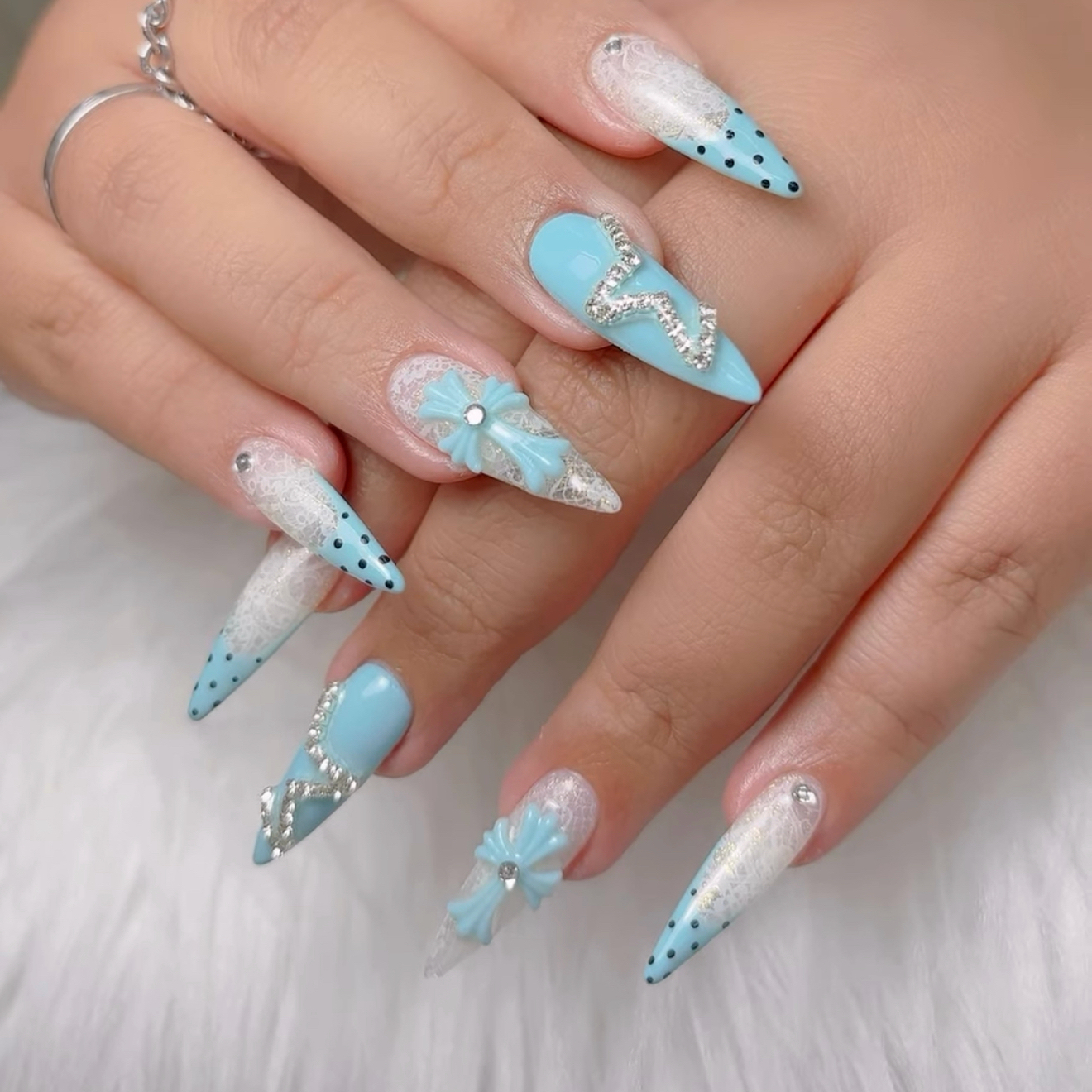 Babieblue_RibonNail