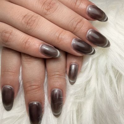 大人気のマグネットフレンチ nail