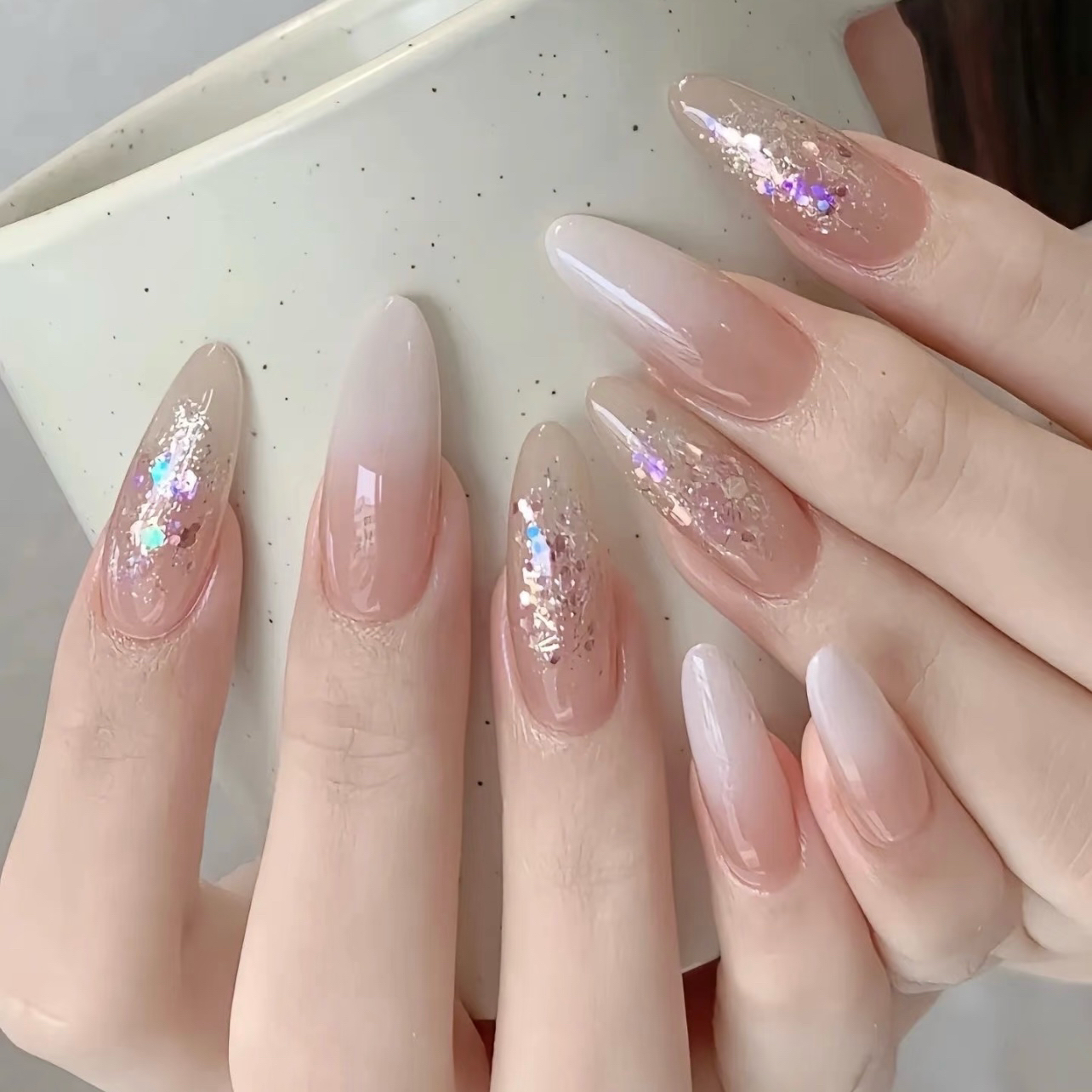 Bloom_Nail
