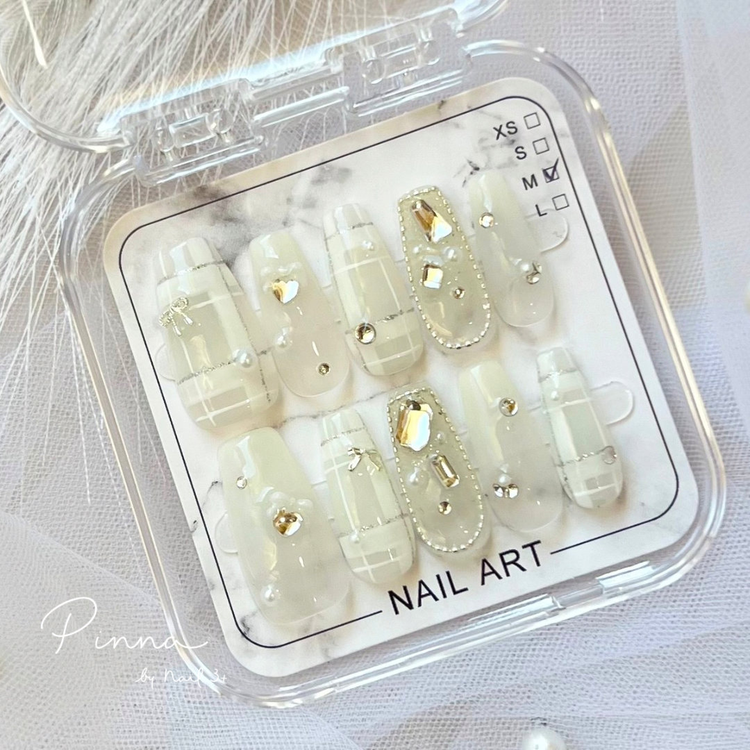 Pinna.by.nail3plus