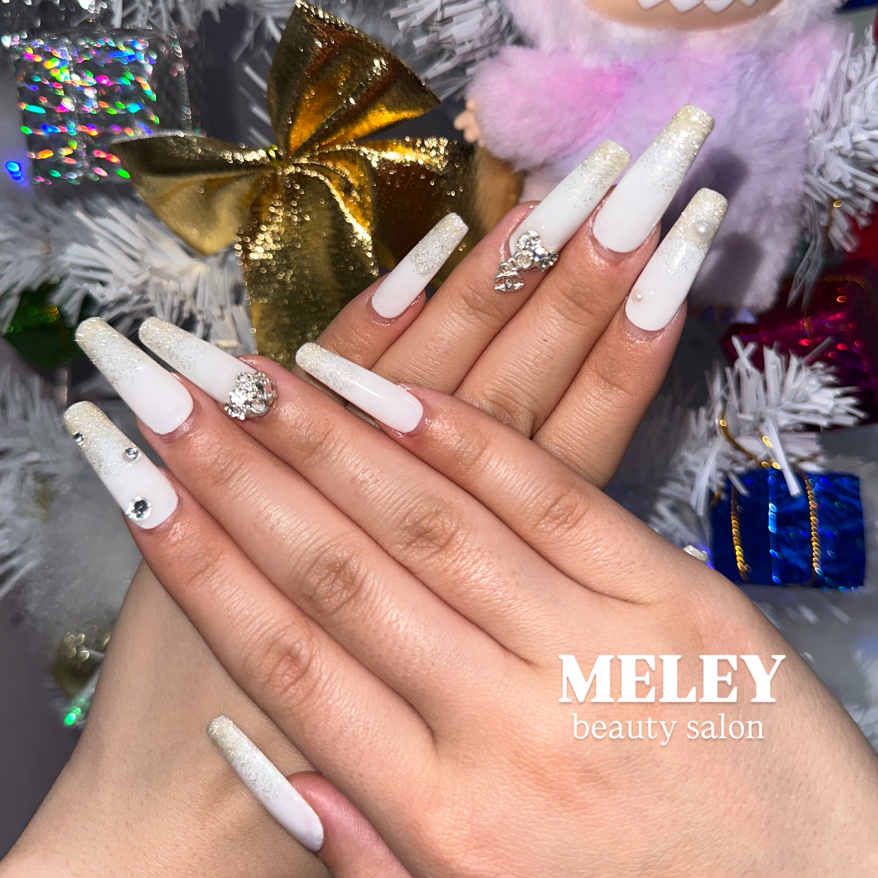 Meley_nail