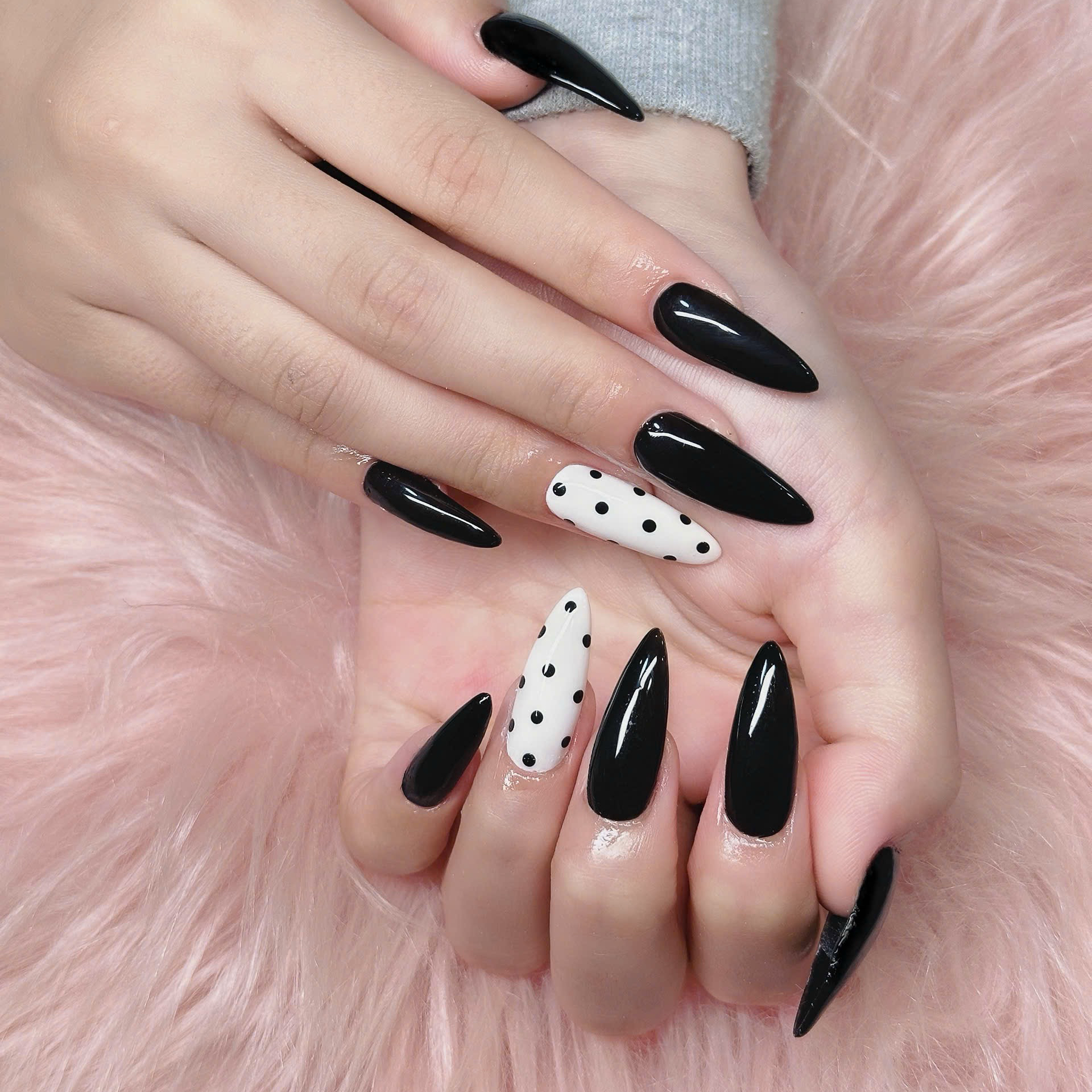 HAPPI_NAIL