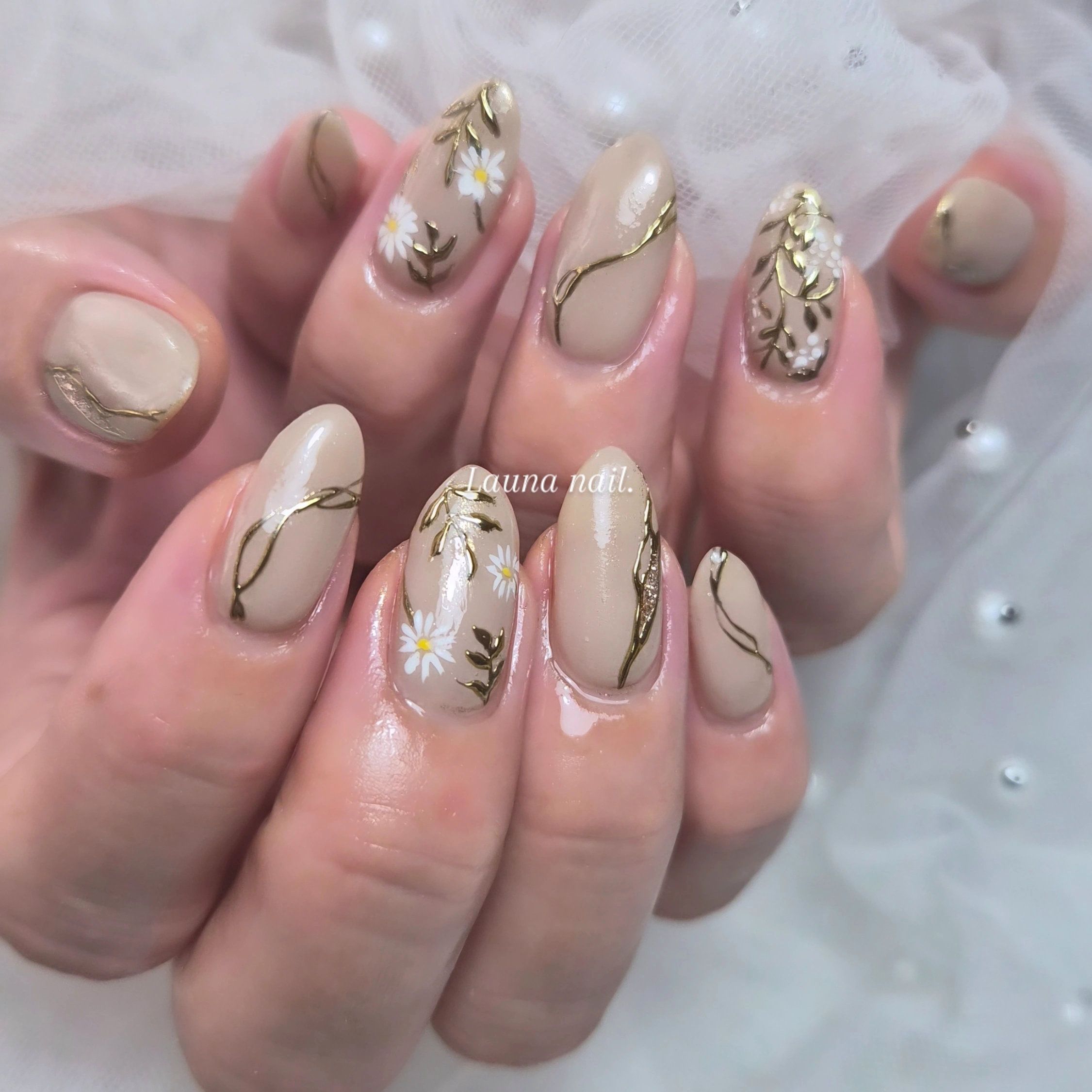 ネイリー（Nailie） - Launa.n