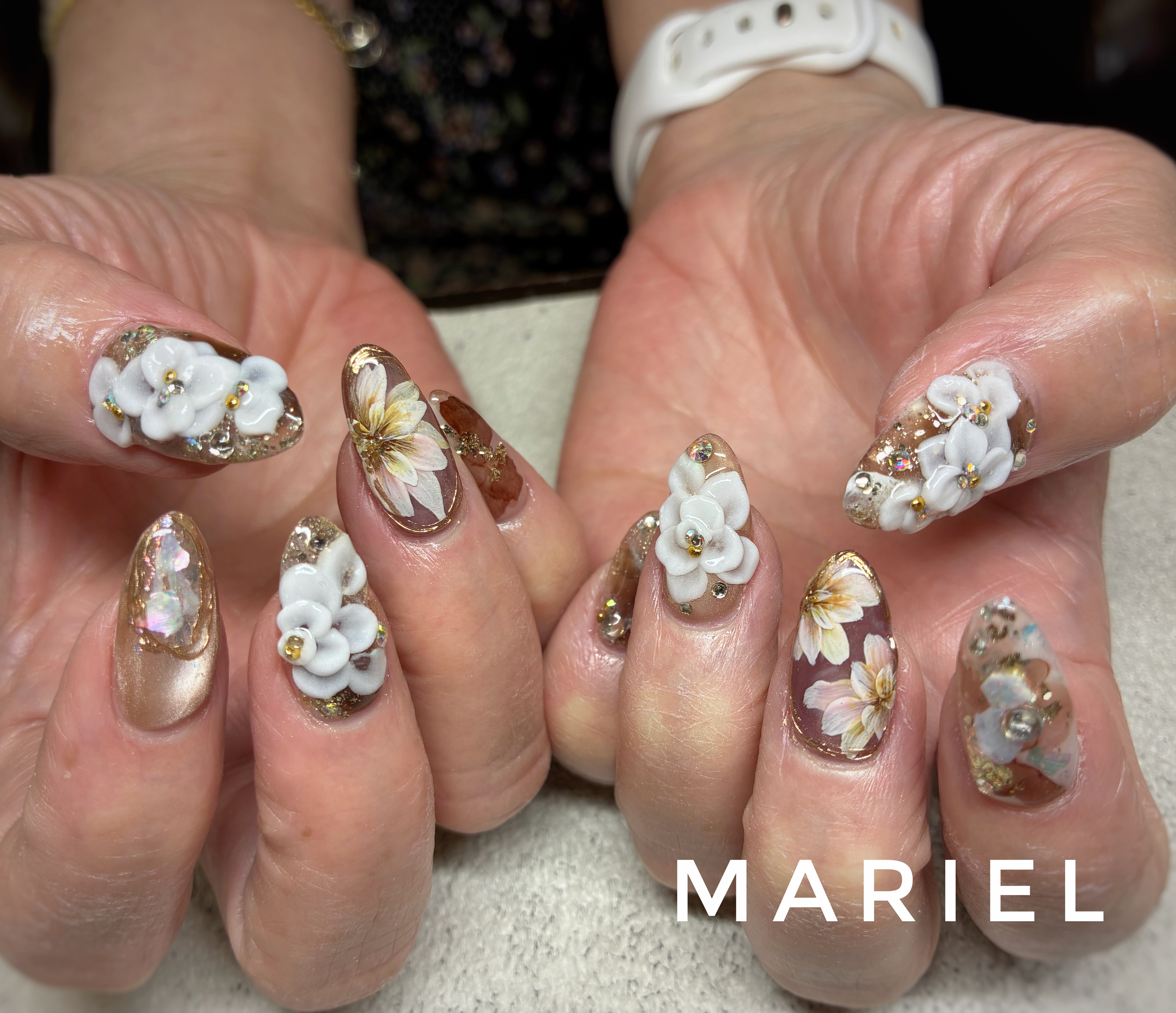 Nail_mariel