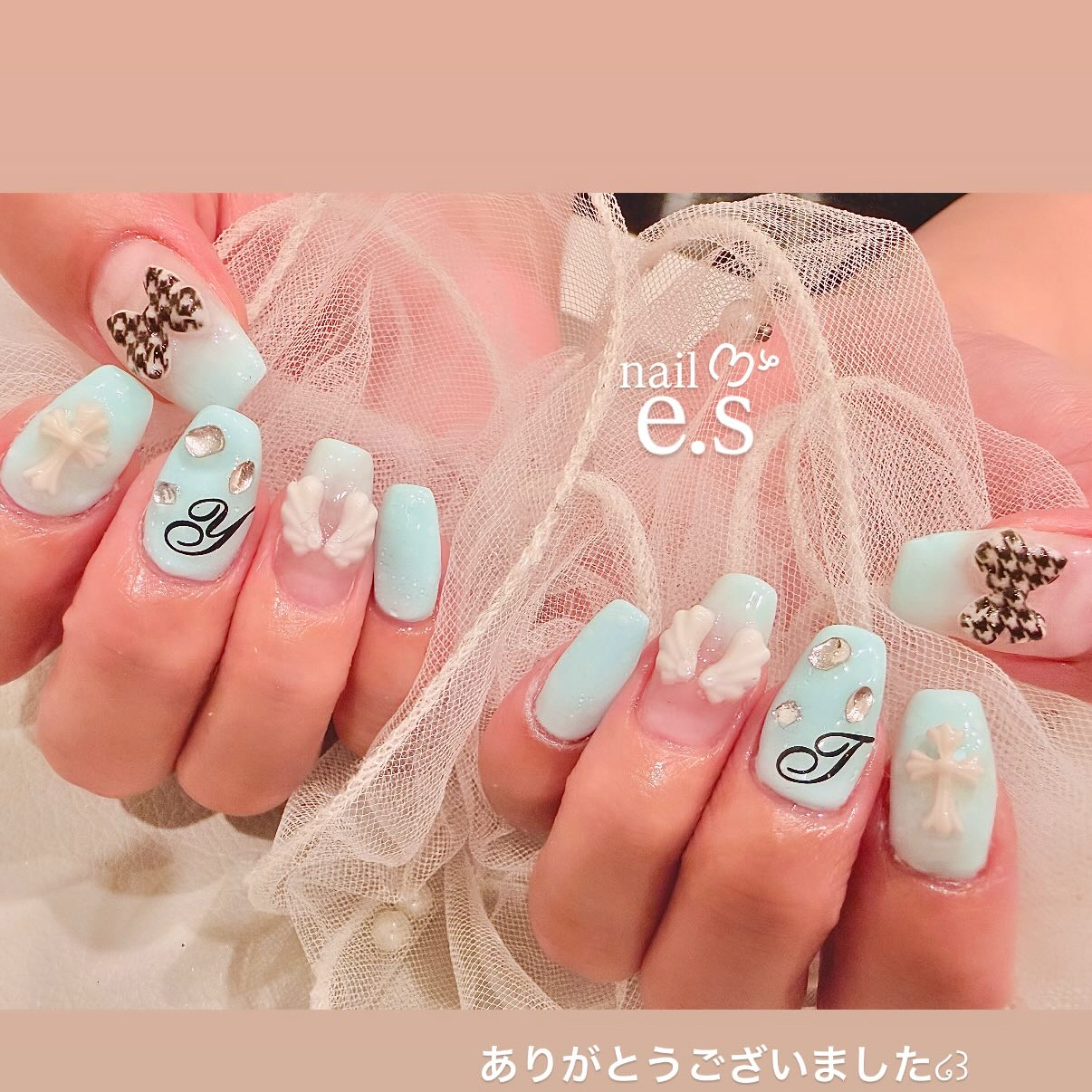 e.s_nail