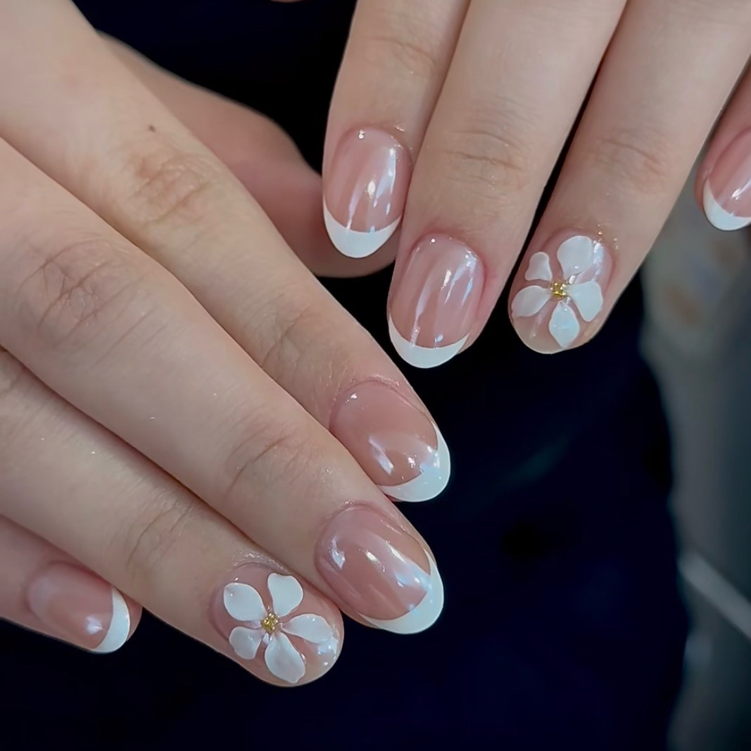 Bymoon_Salon
