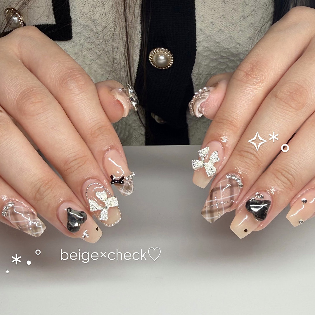CHAM_NAIL__