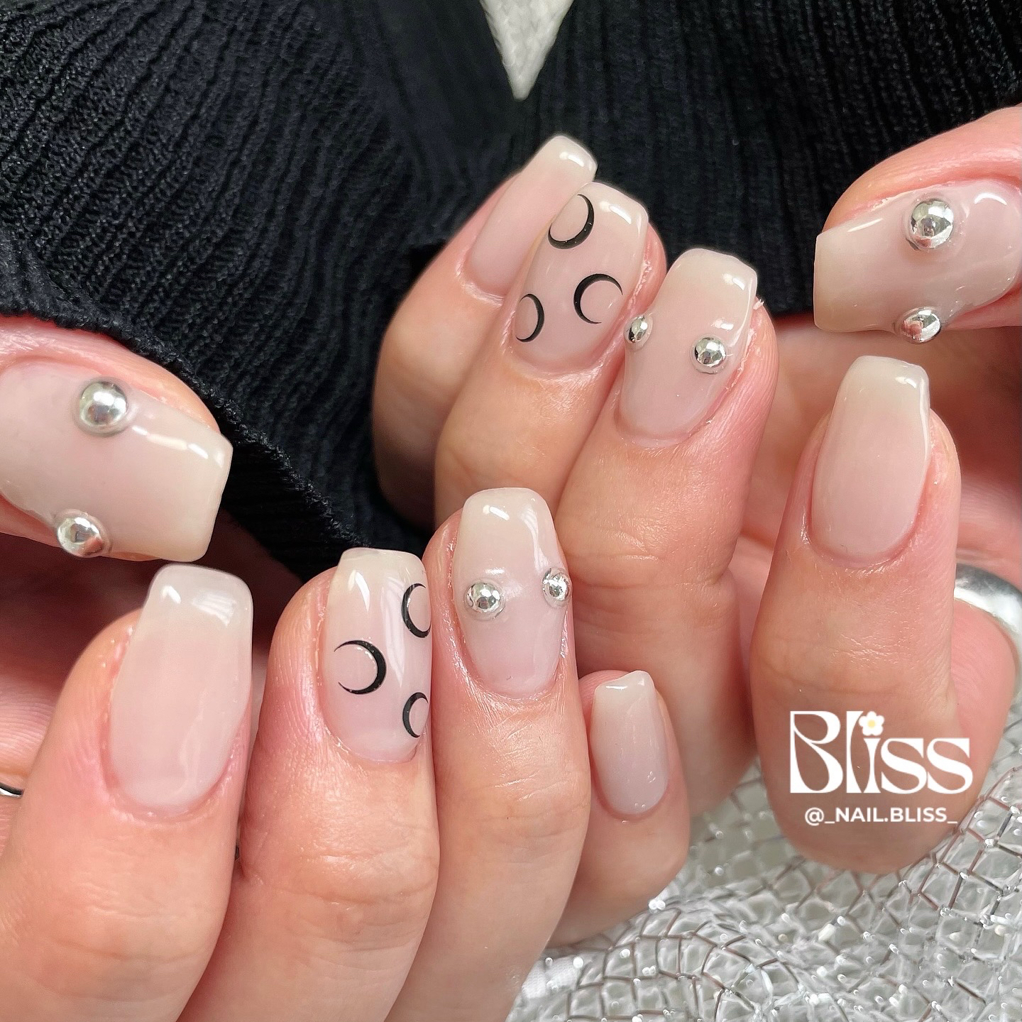 NAIL_BLISS