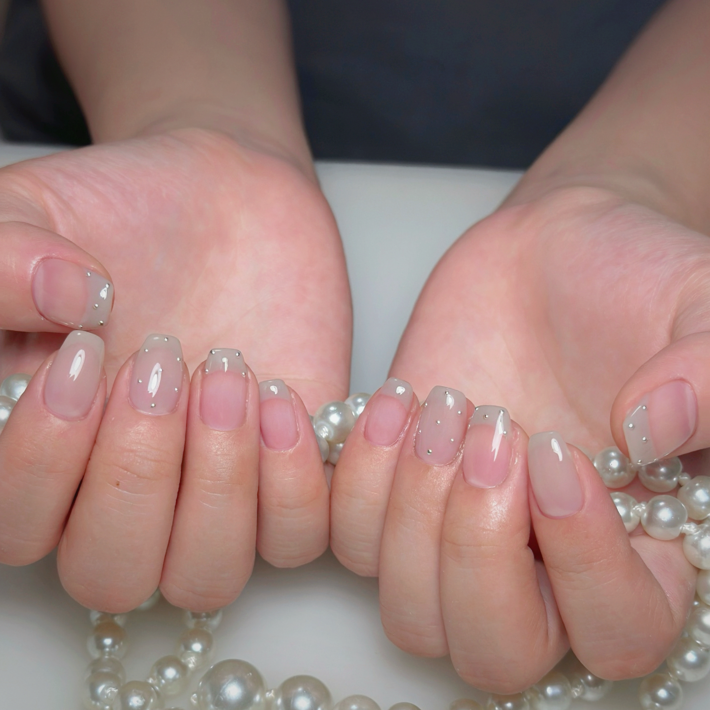 thumbs.up.nail