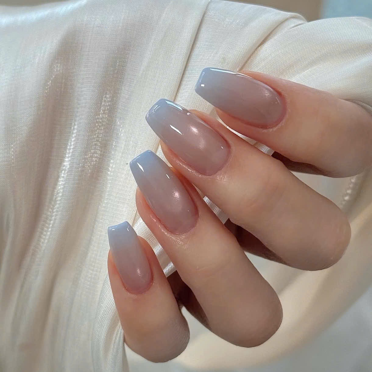 Lucy_Nail