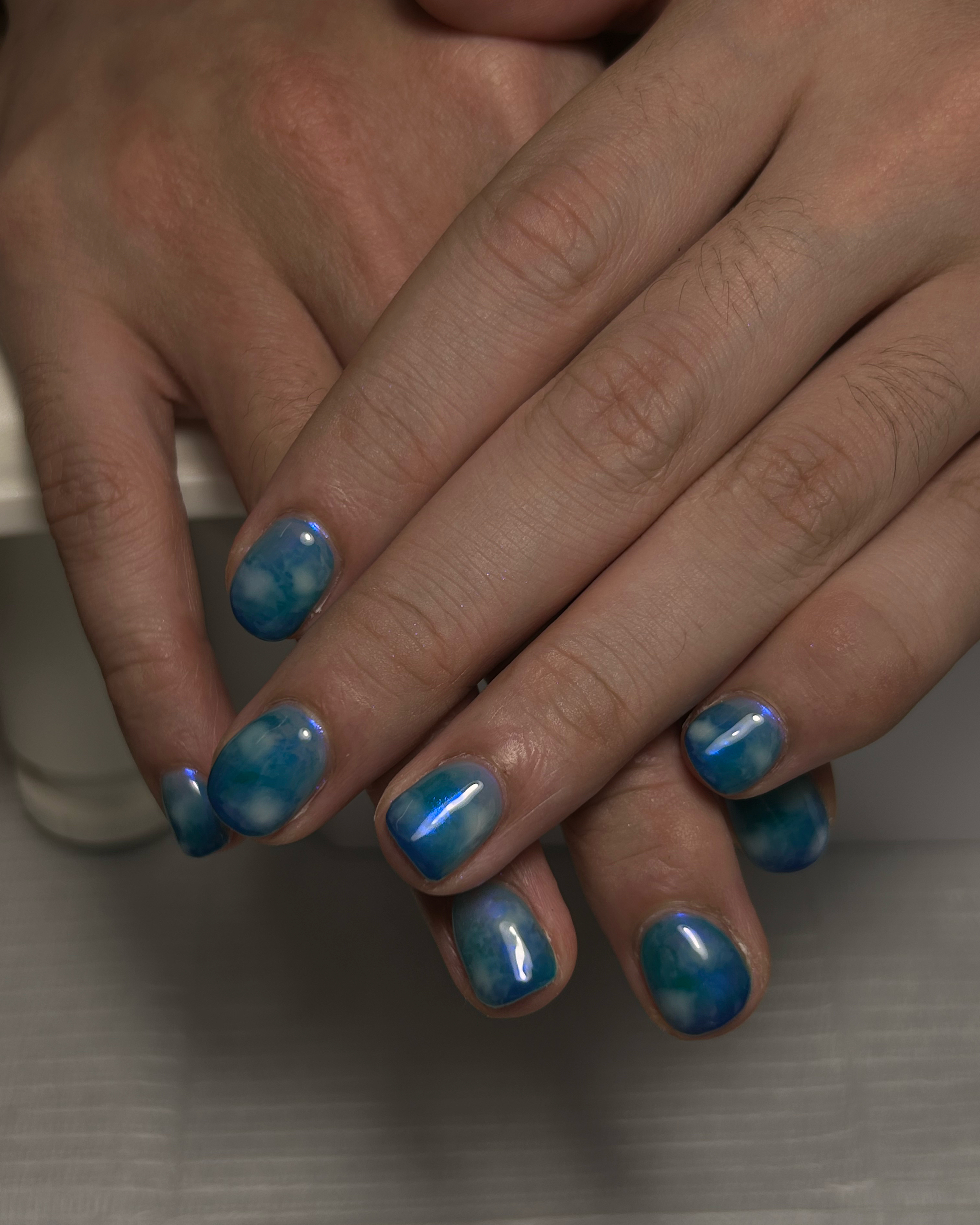 earthly.nail