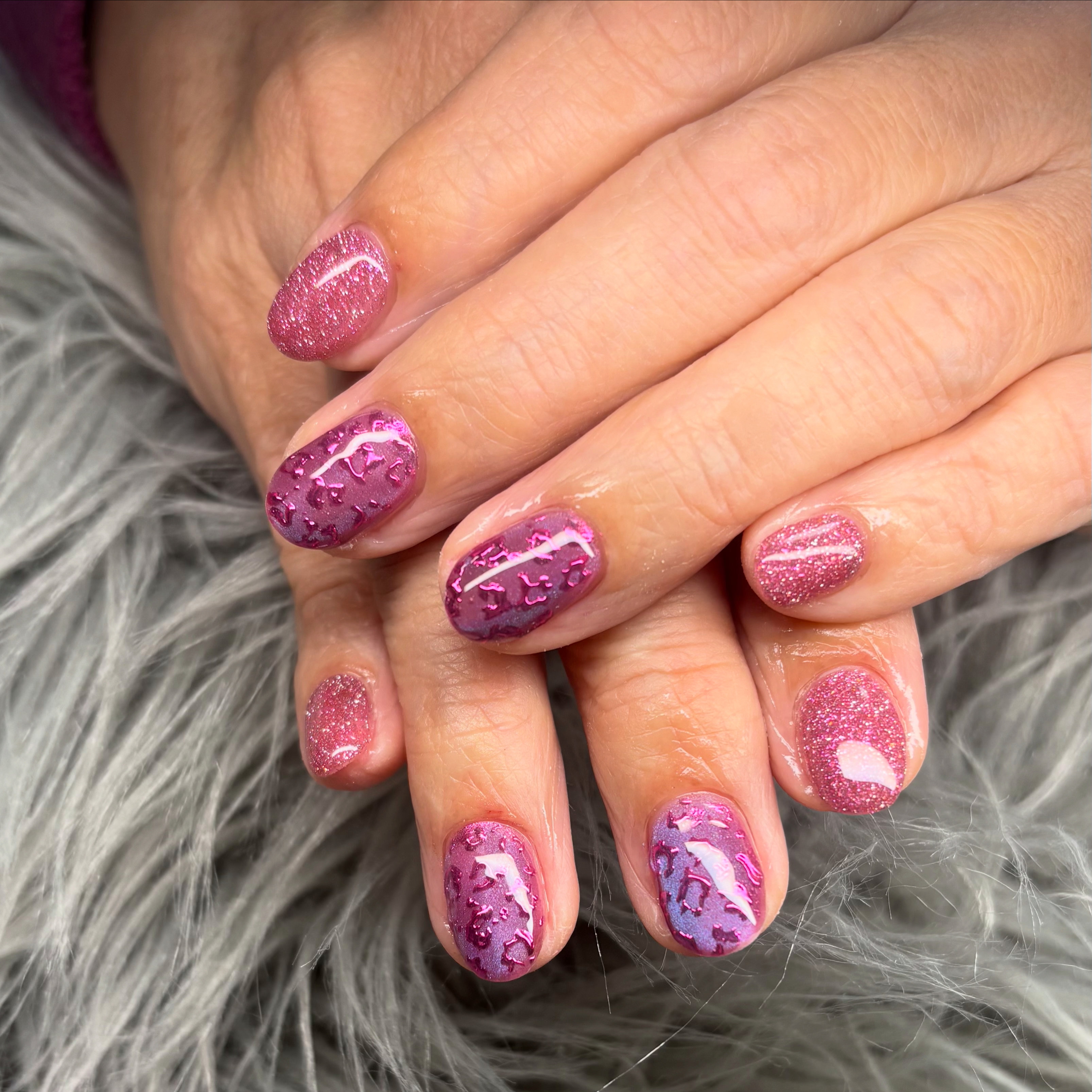 nail_saya