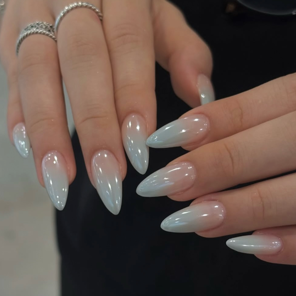 Julie_nail