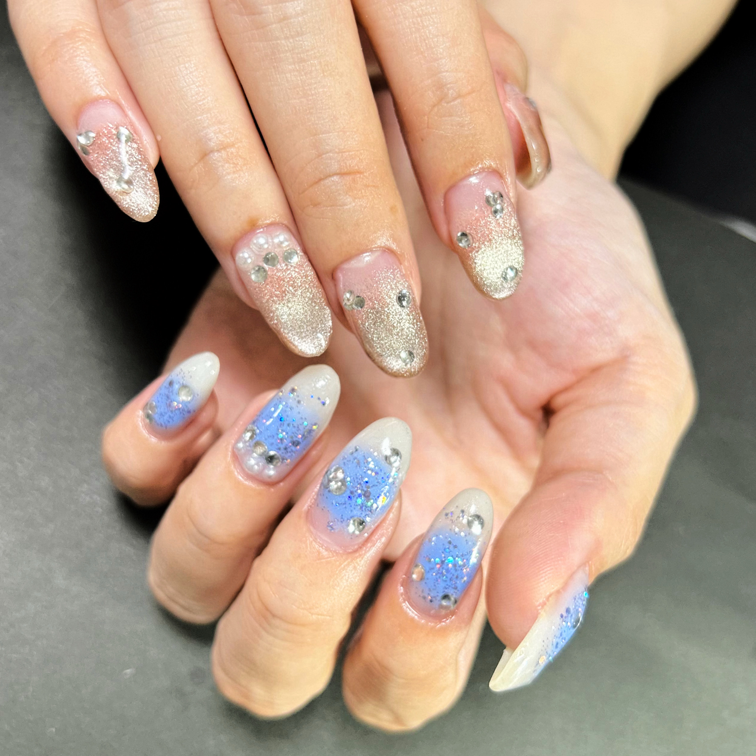 Luna___nails