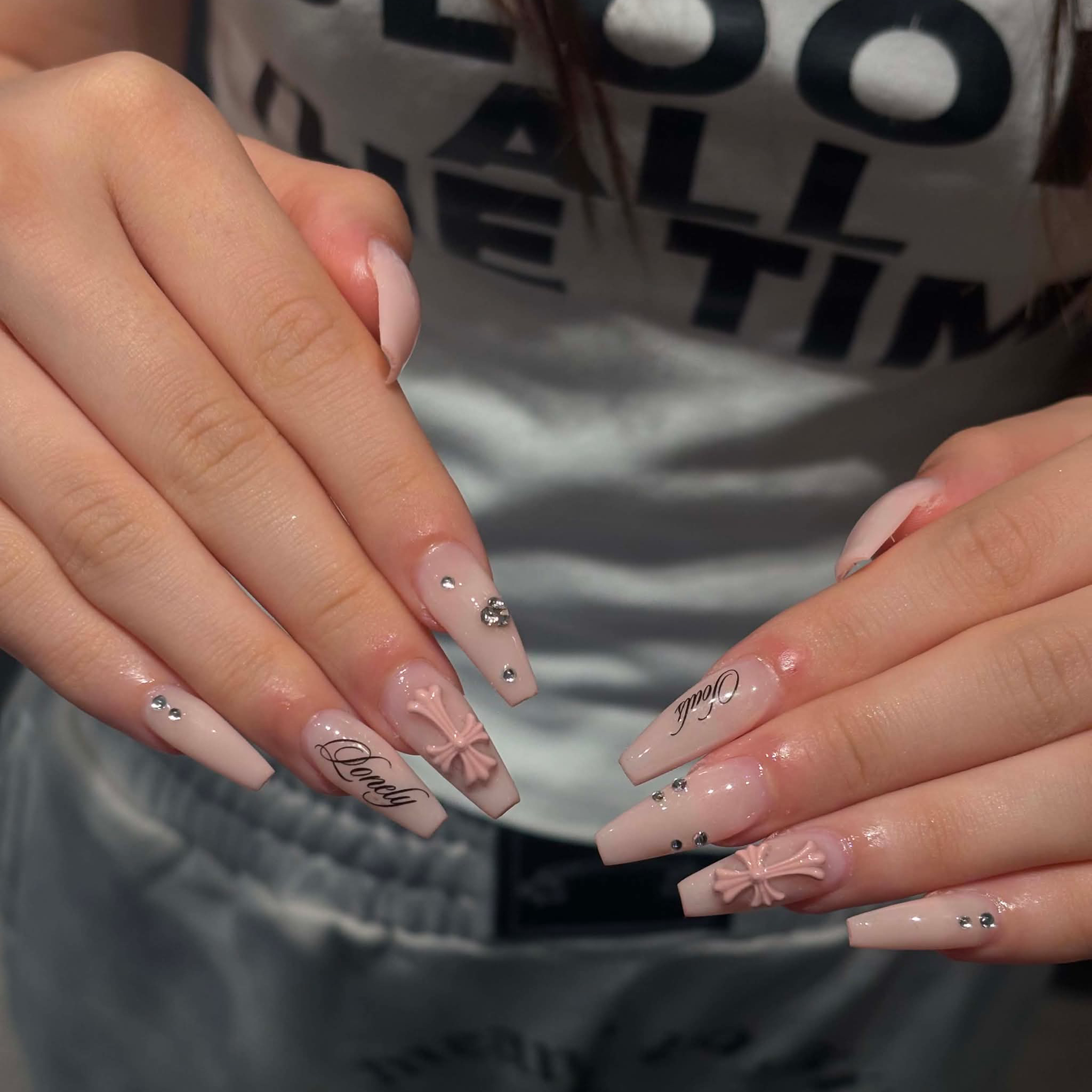 elimuse.nail