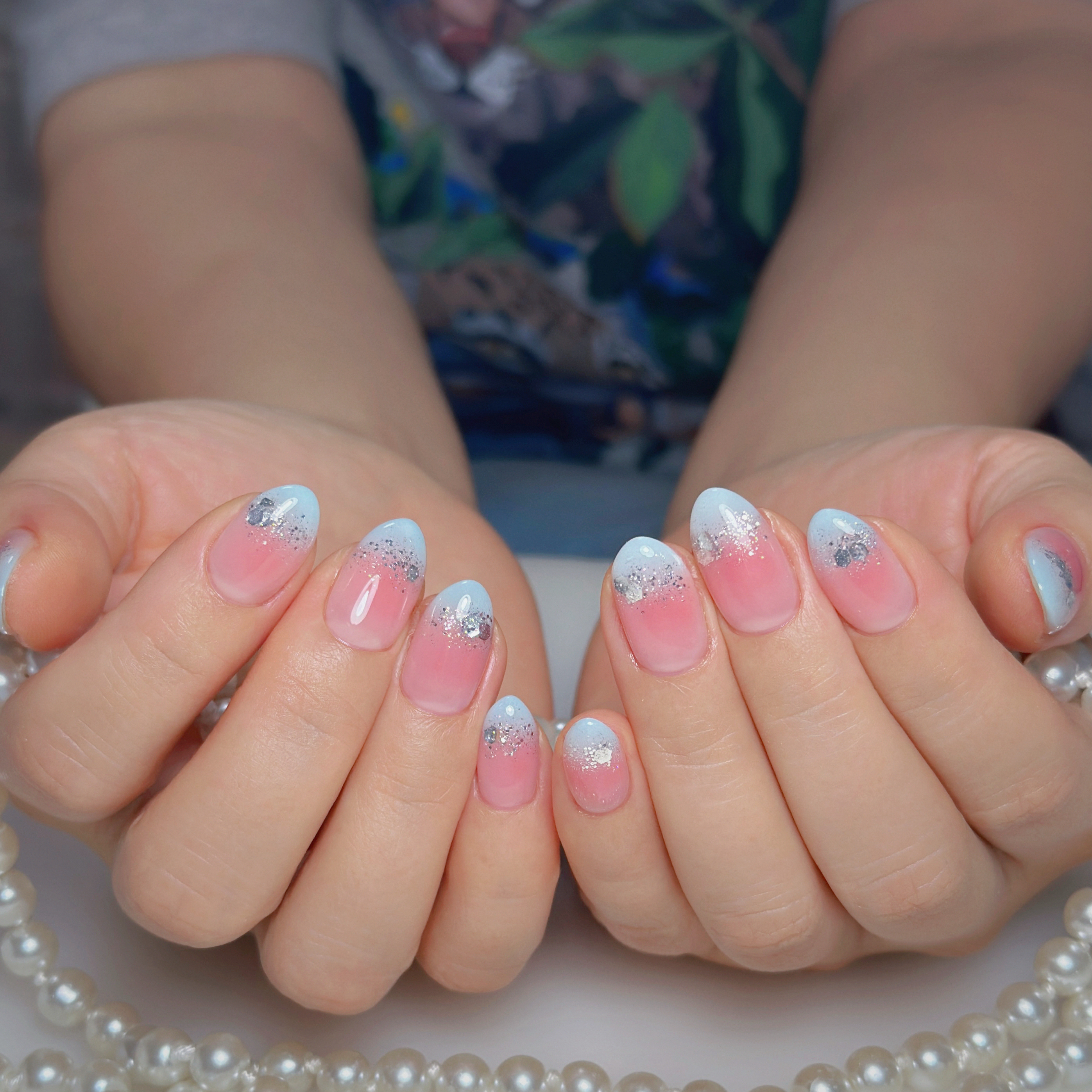 thumbs.up.nail