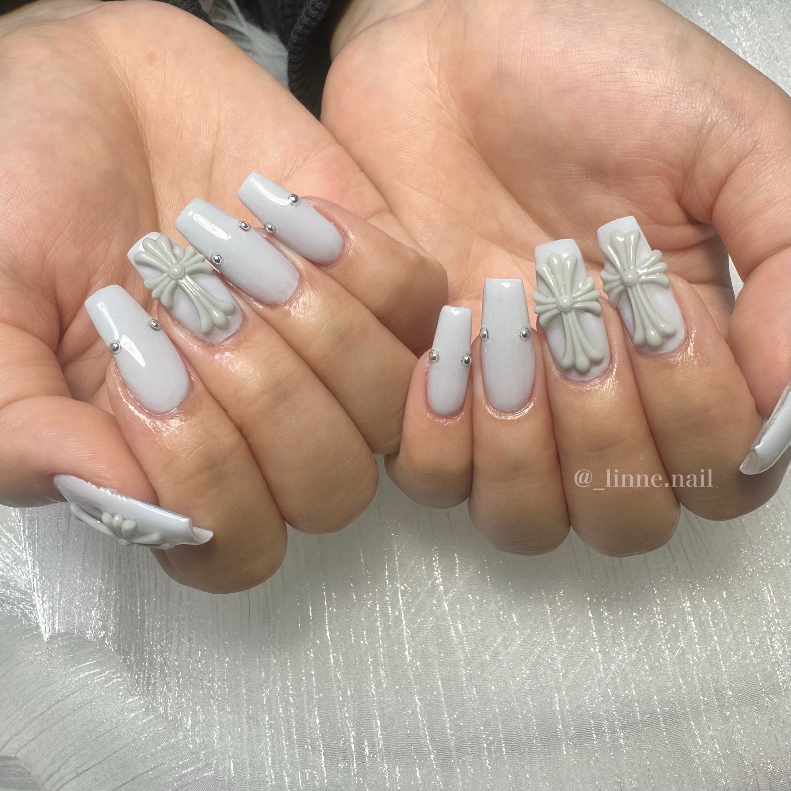 linne_nail