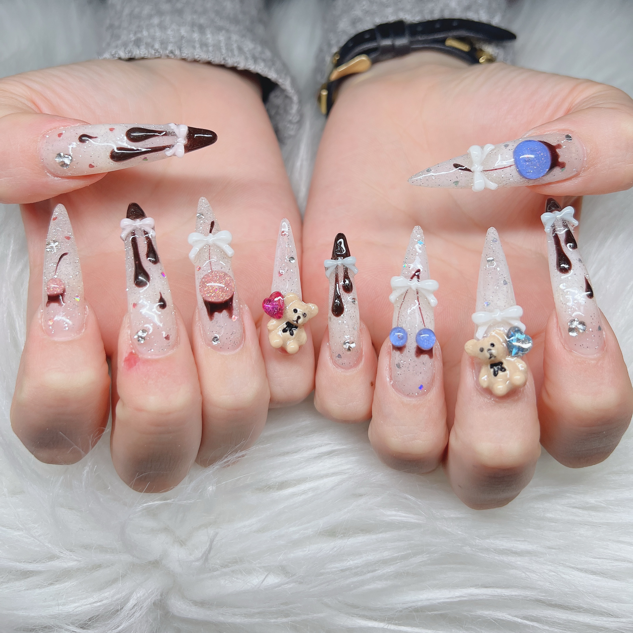 Lee_Nails