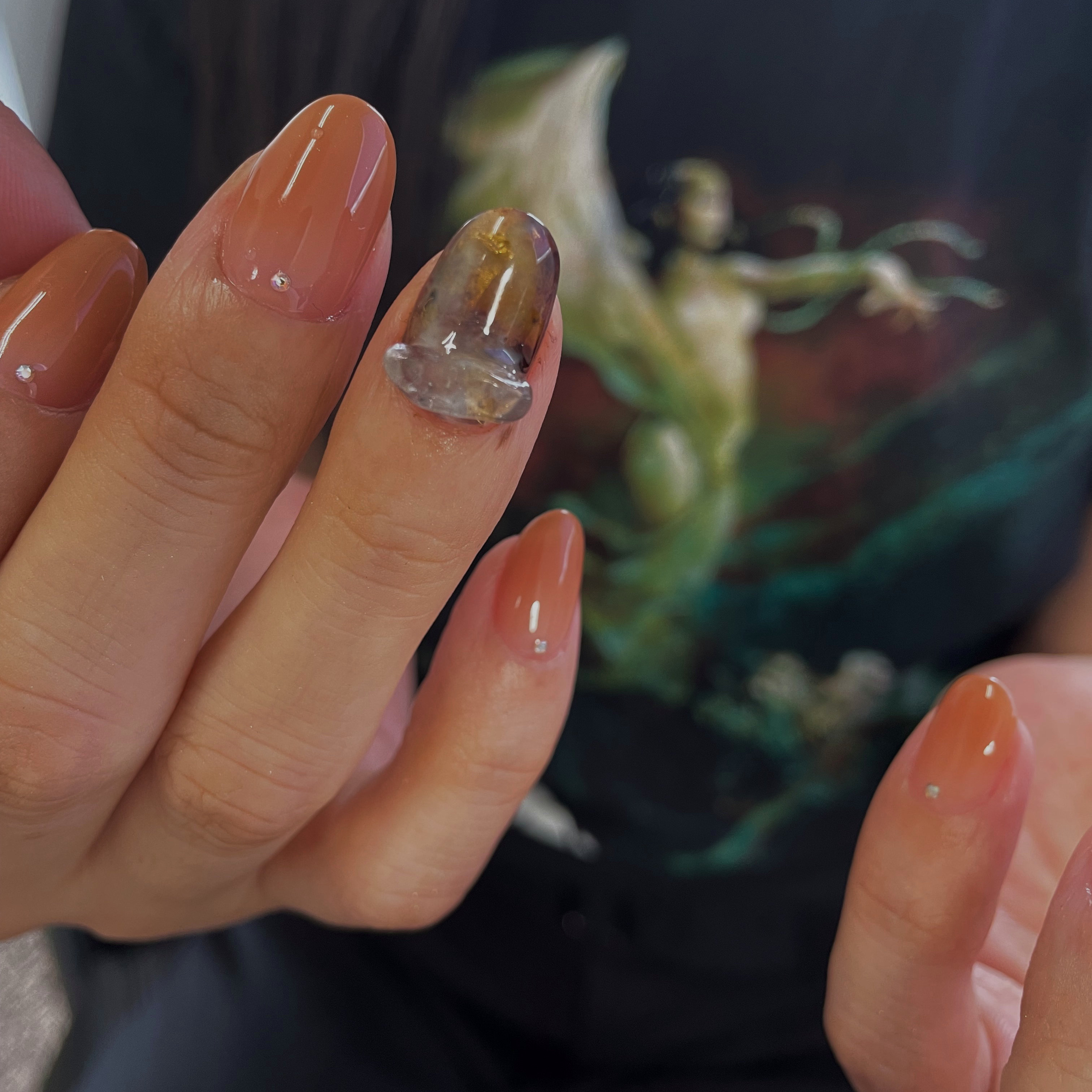 tol_nail