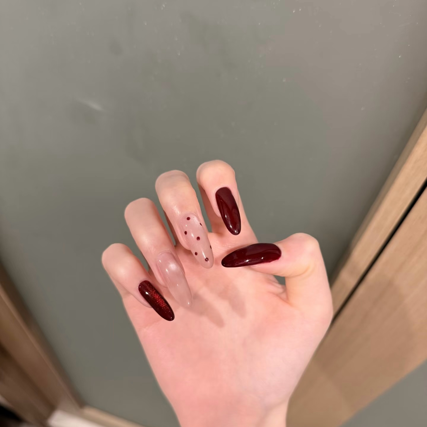 Nail_yami