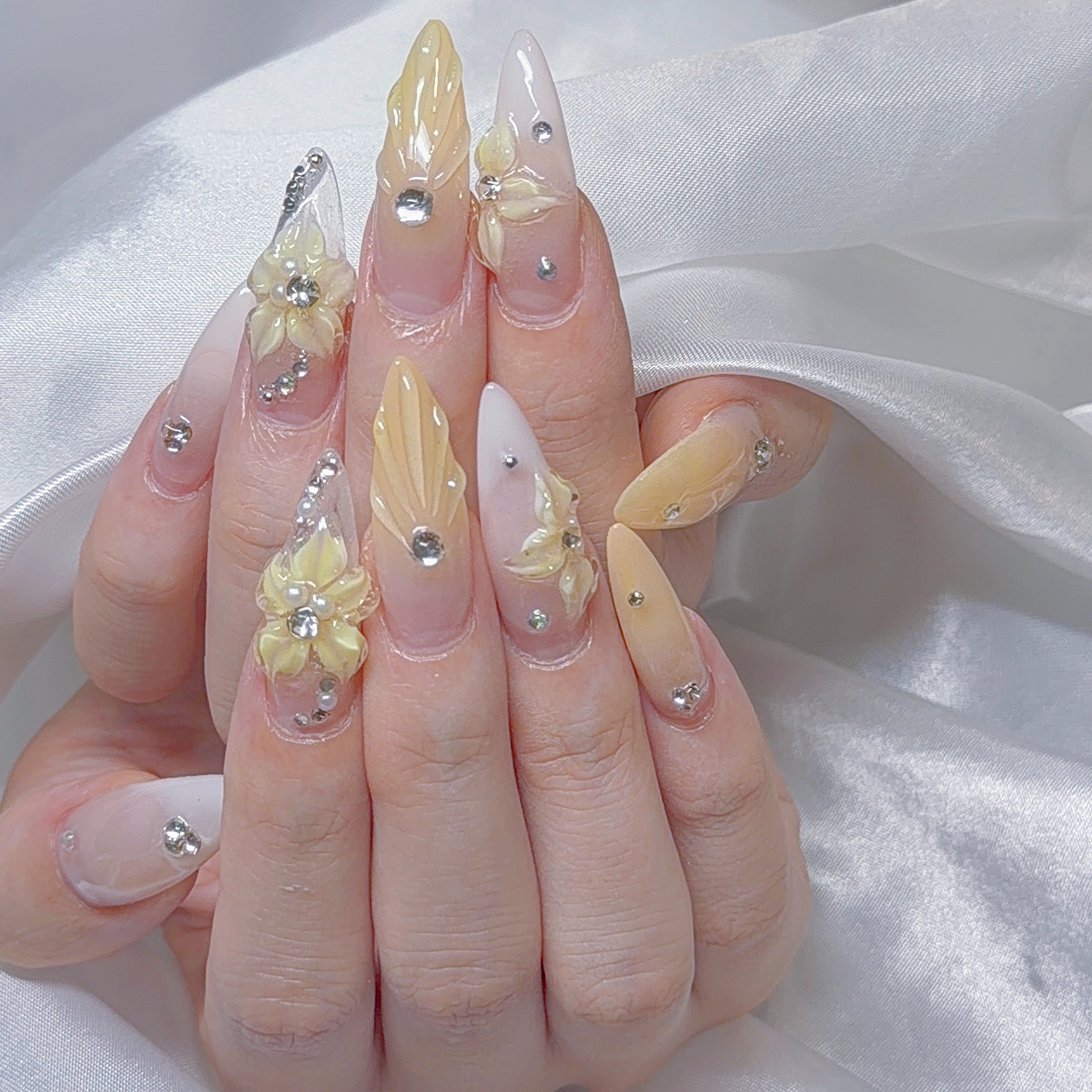 kira.Lilynailstudio