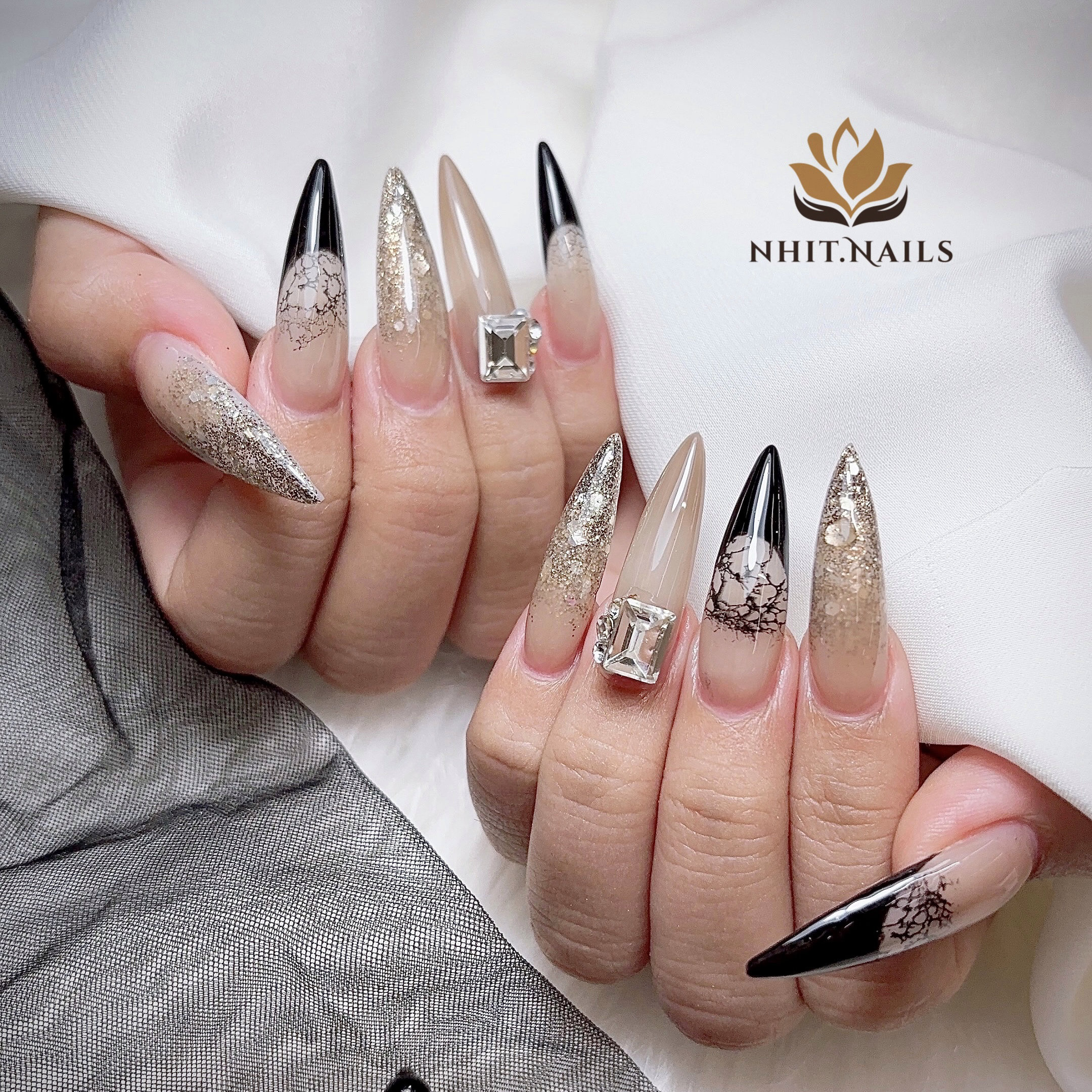 Nhit.Nails