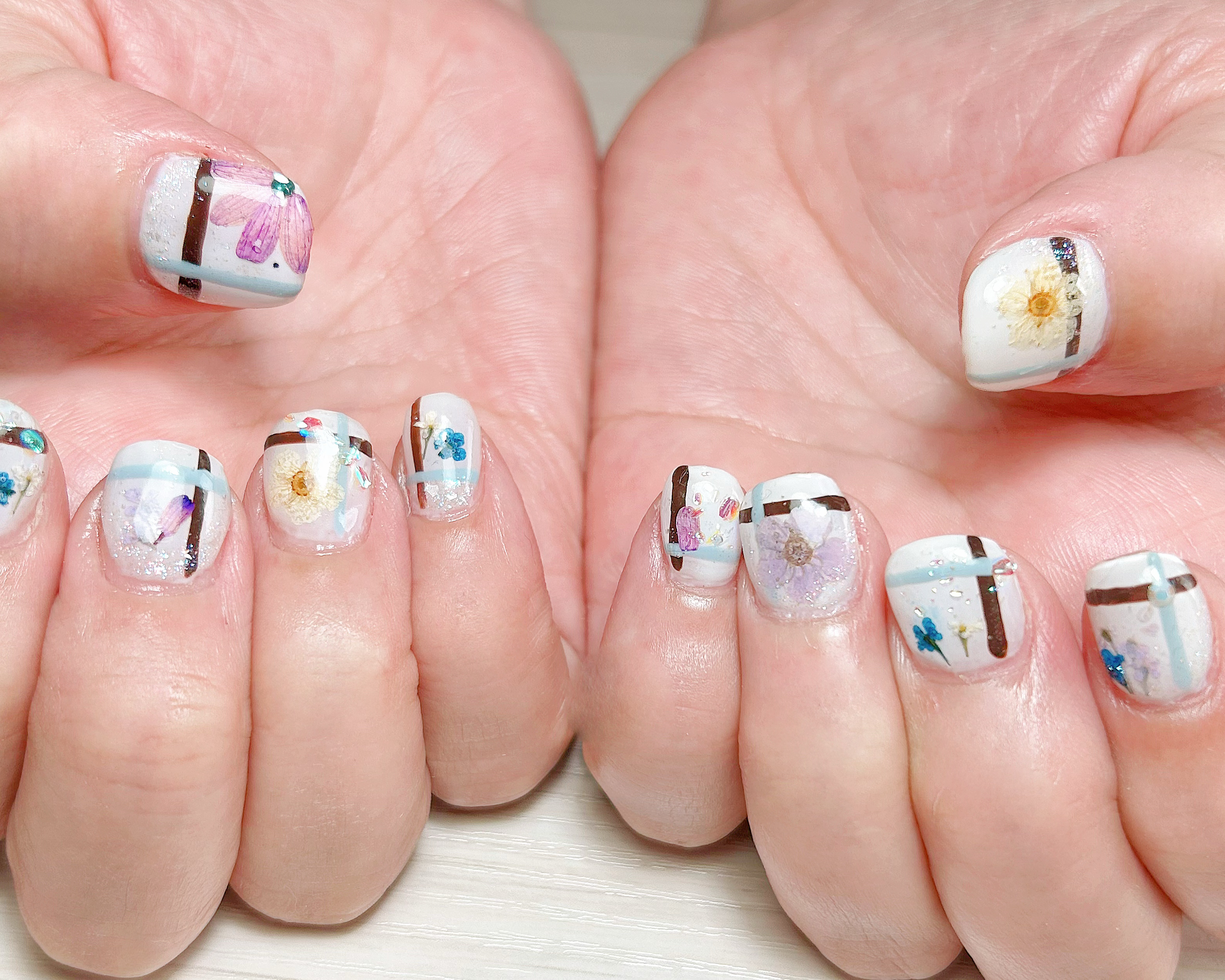 Kiki_to_nail