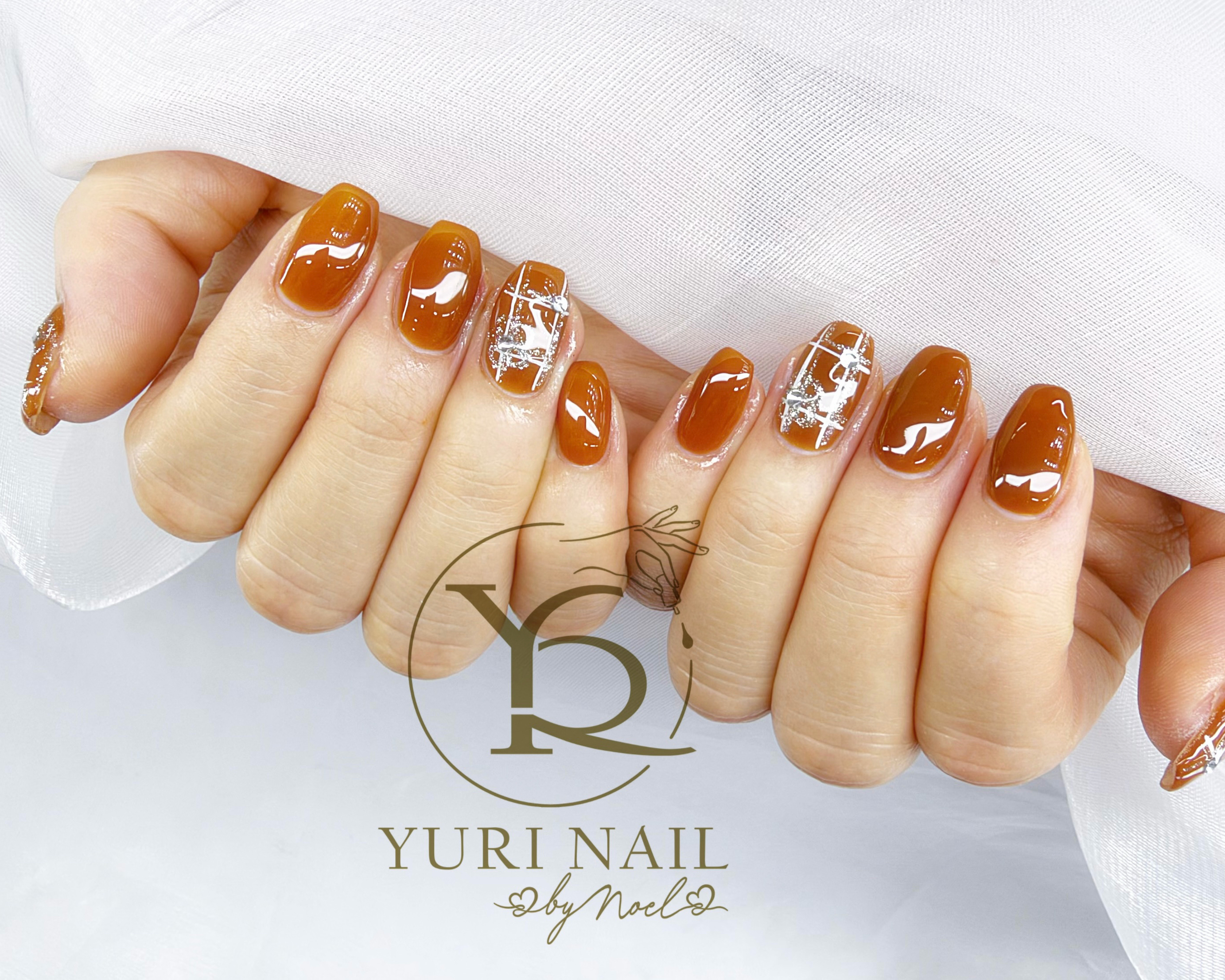 Yuri_nail_Anh