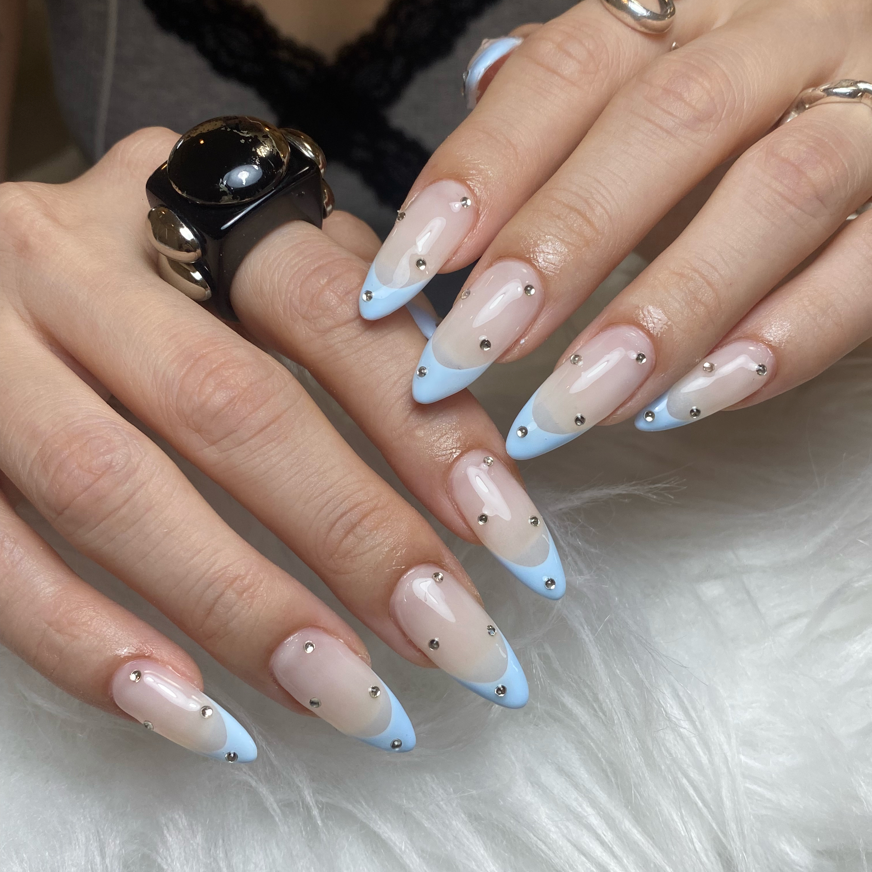 rena_reinails