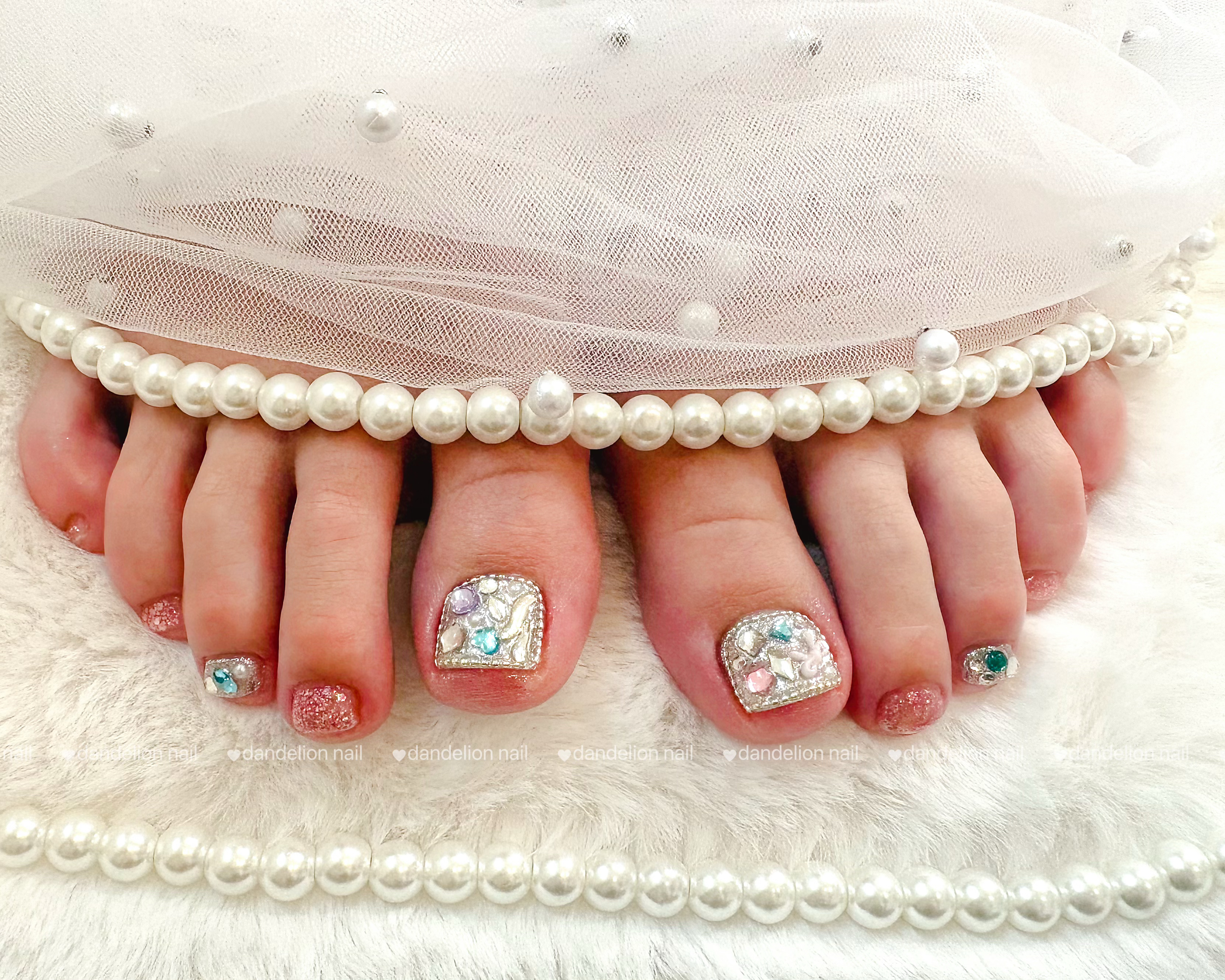 Dandelion_nail