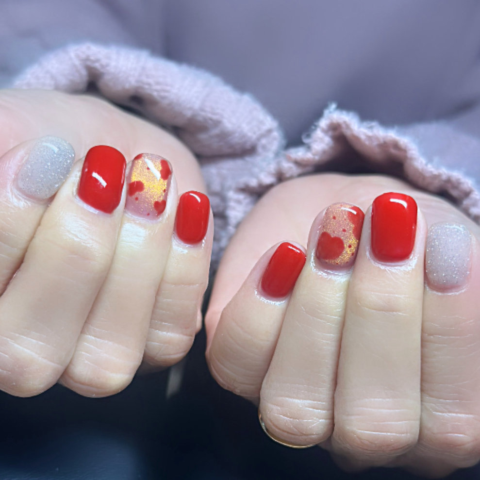 LYLIS_NAIL