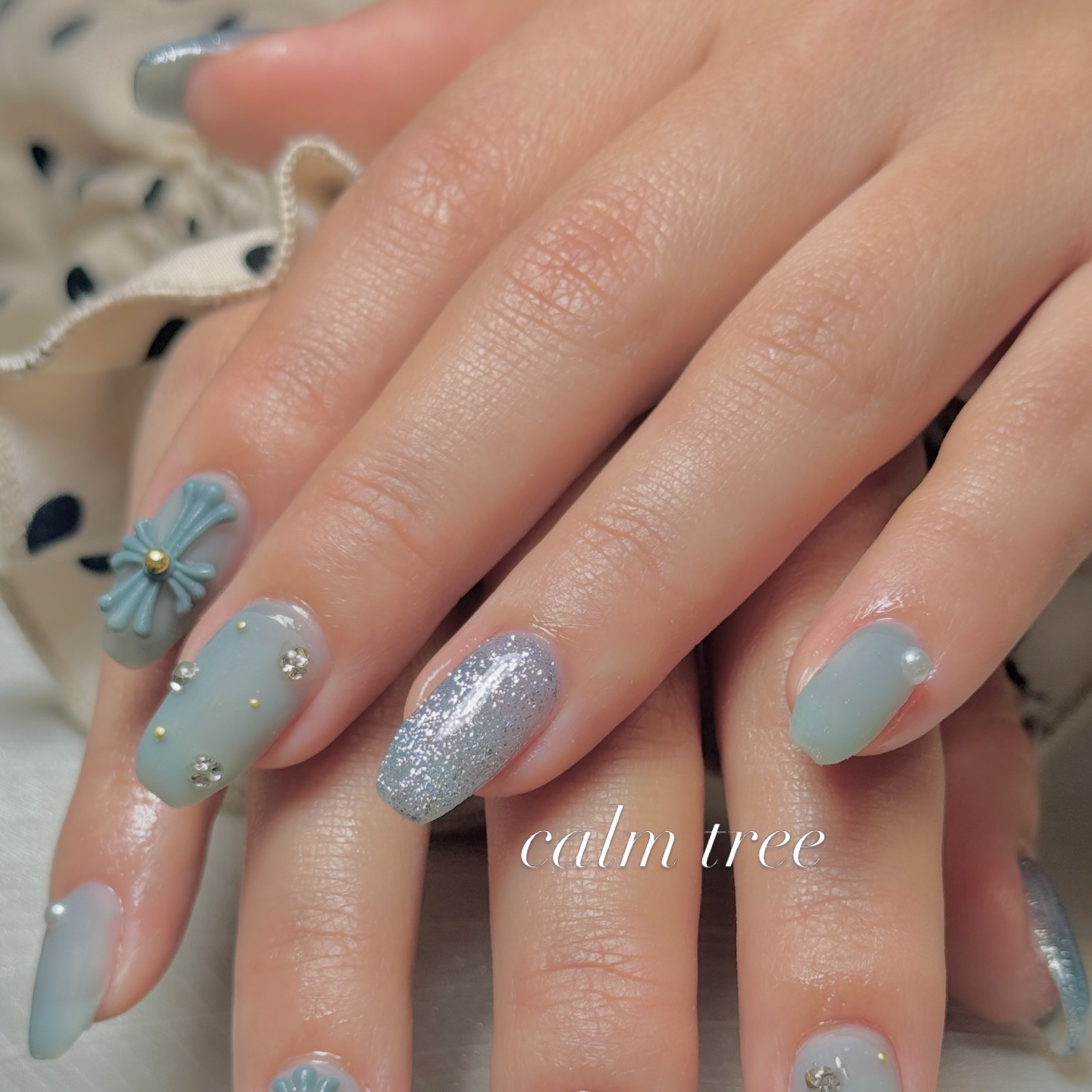 calm_tree.Miku